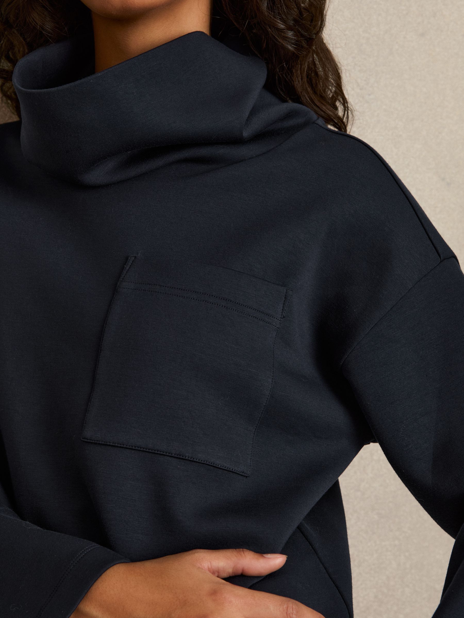 Interlock Jersey Funnel Neck Sweatshirt in Navy