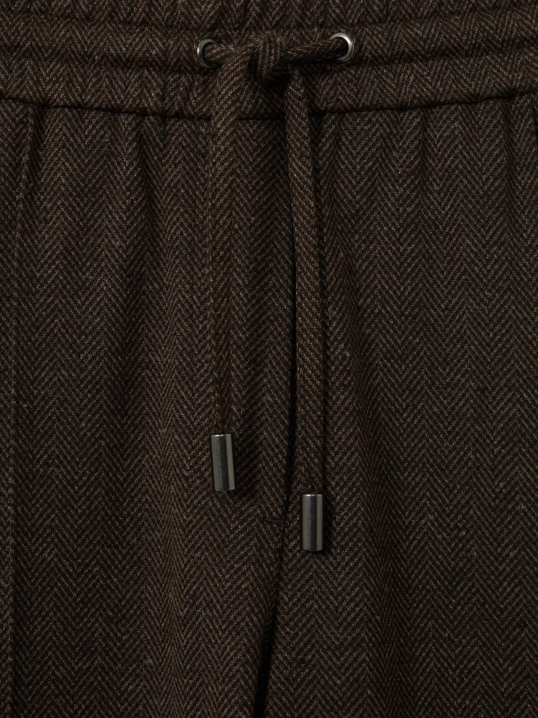 Marled Cotton Blend Drawstring Tapered Trousers in Chocolate