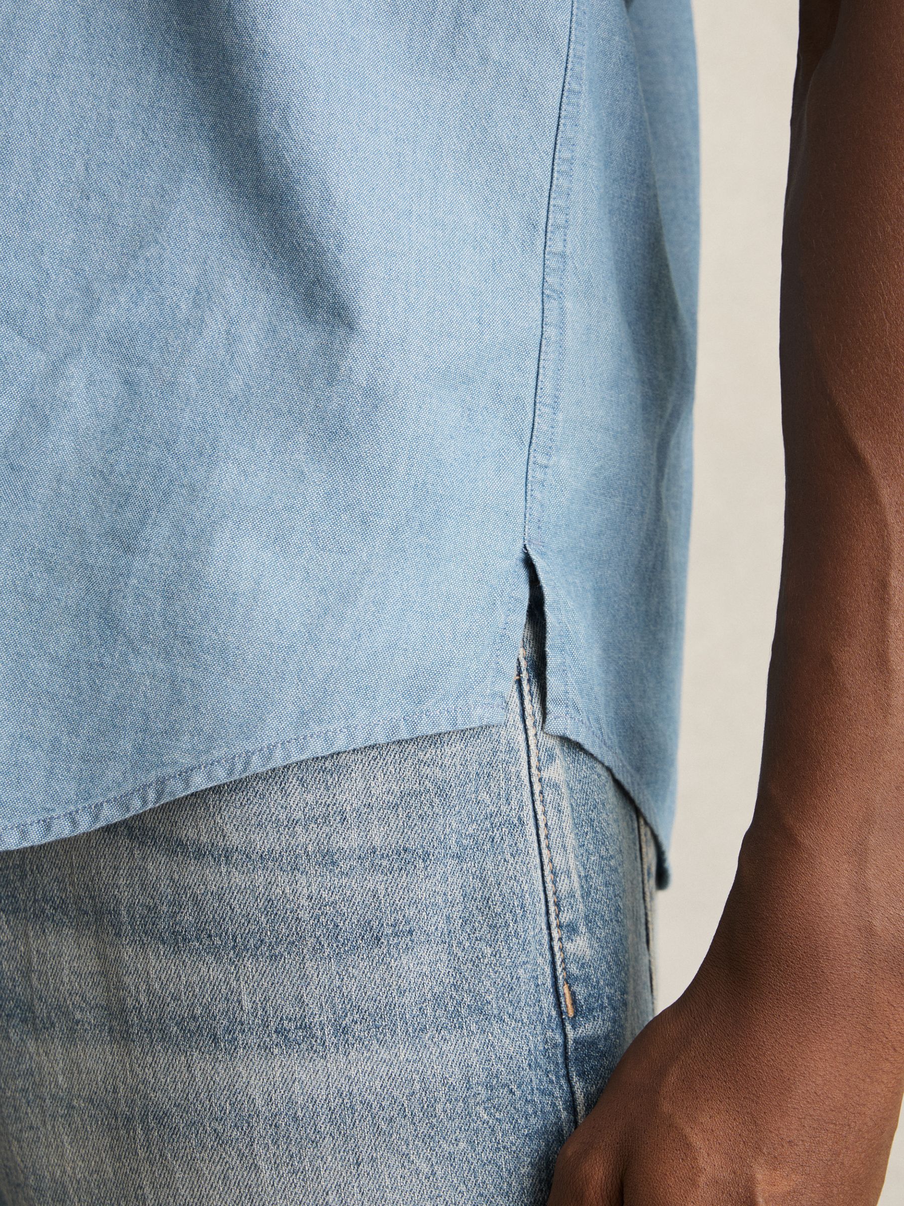 Cotton Cutaway-Collar Denim Shirt in Light Wash Indigo