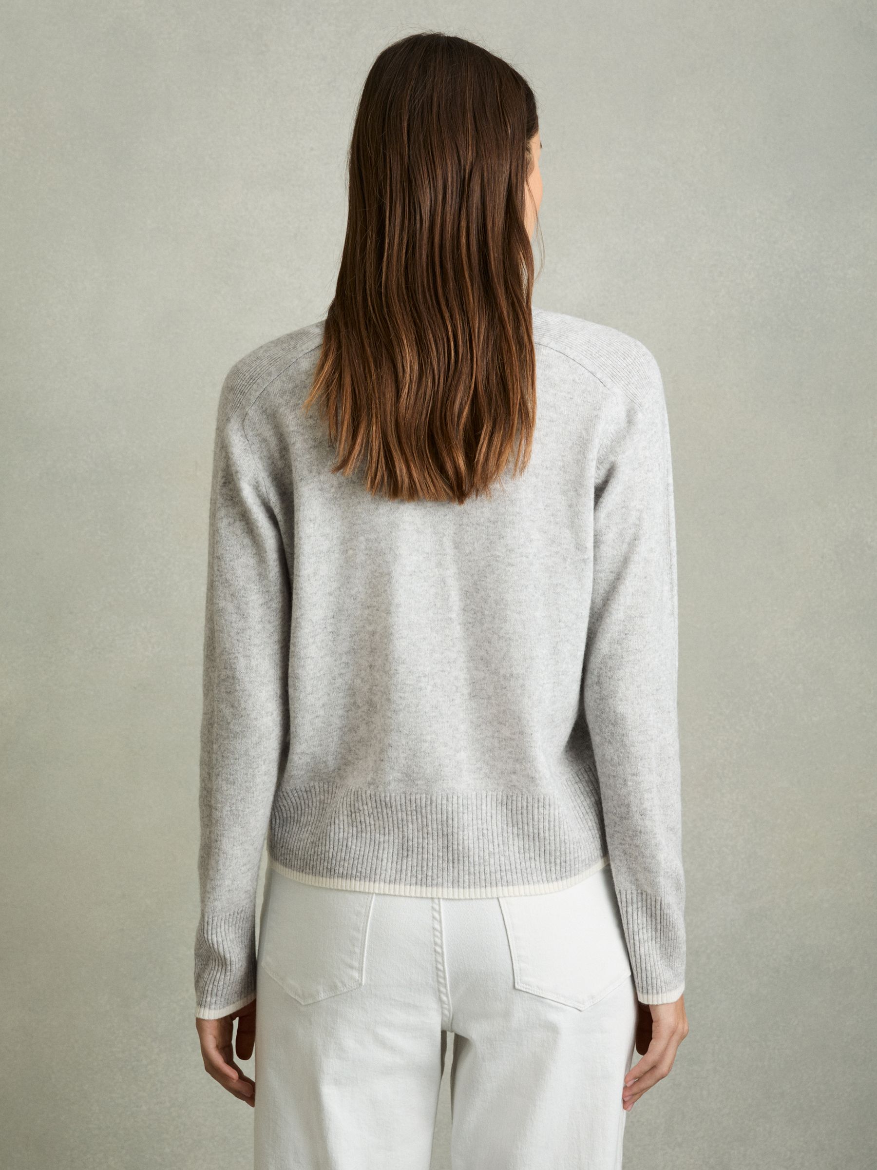 Tipped V-Neck Cardigan With Wool And Cashmere in Grey/Ivory