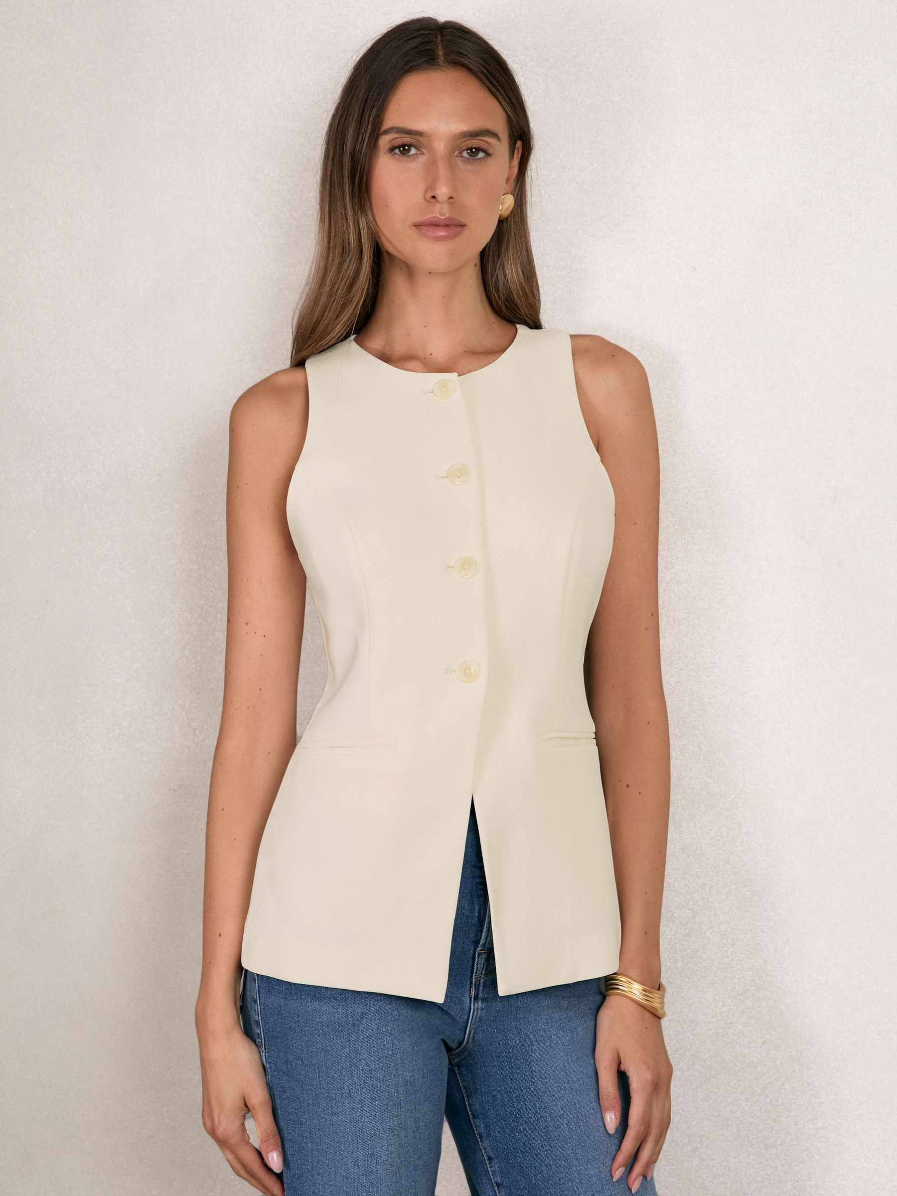 Good American Tailored Vest in Cream