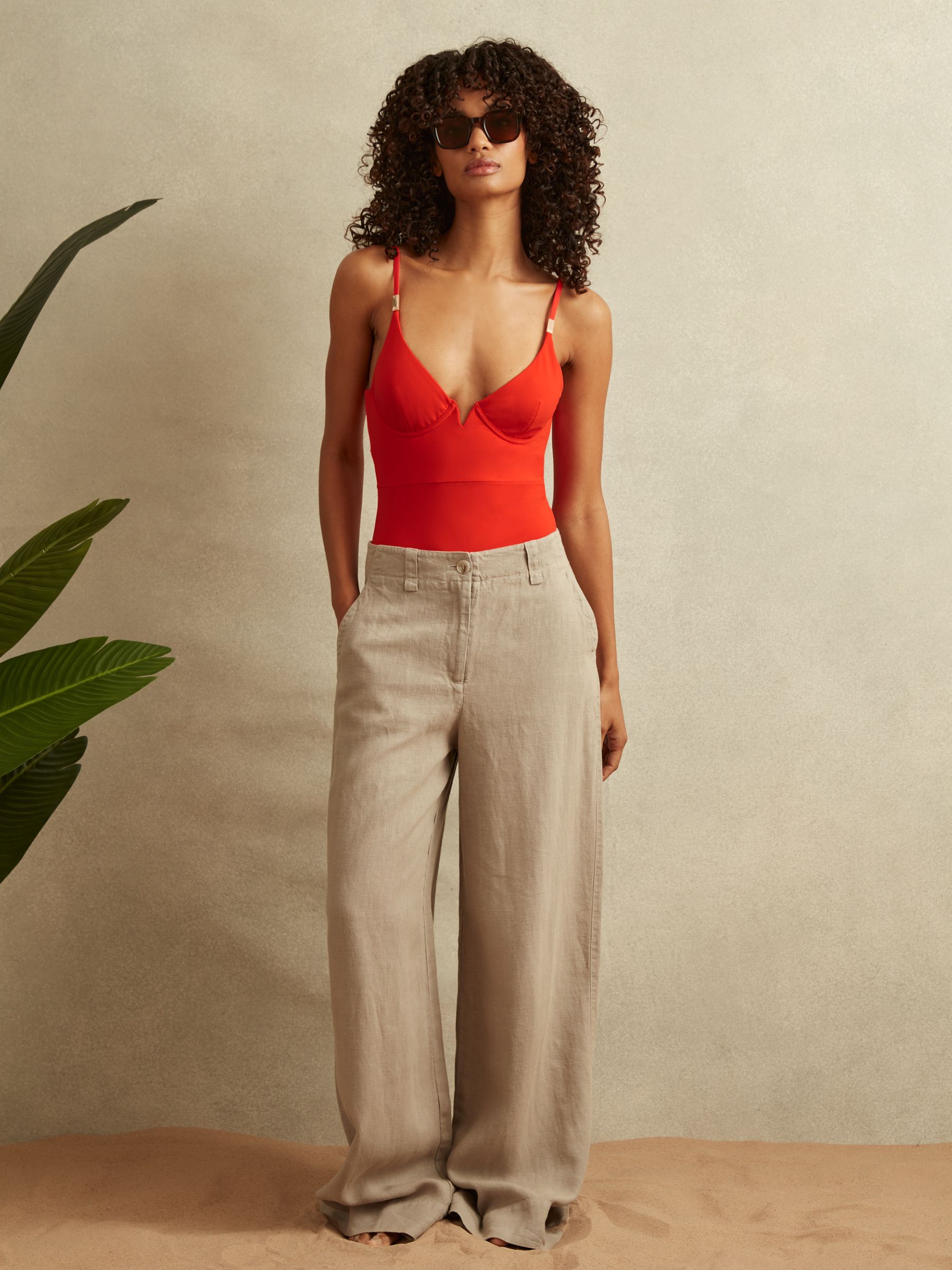 Underwired Tie Back Swimsuit in Red