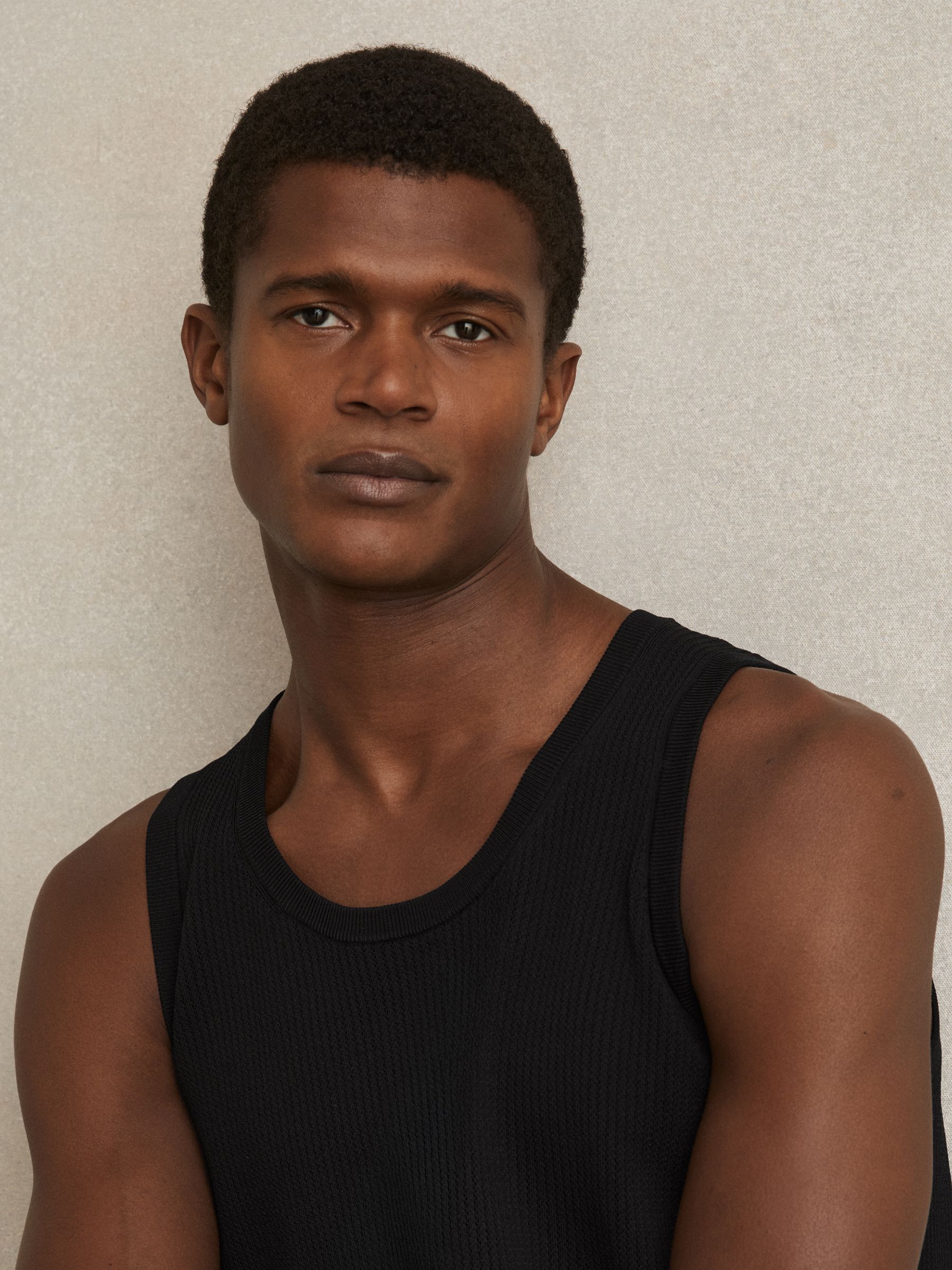 Textured Crew Neck Ribbed Vest in Black