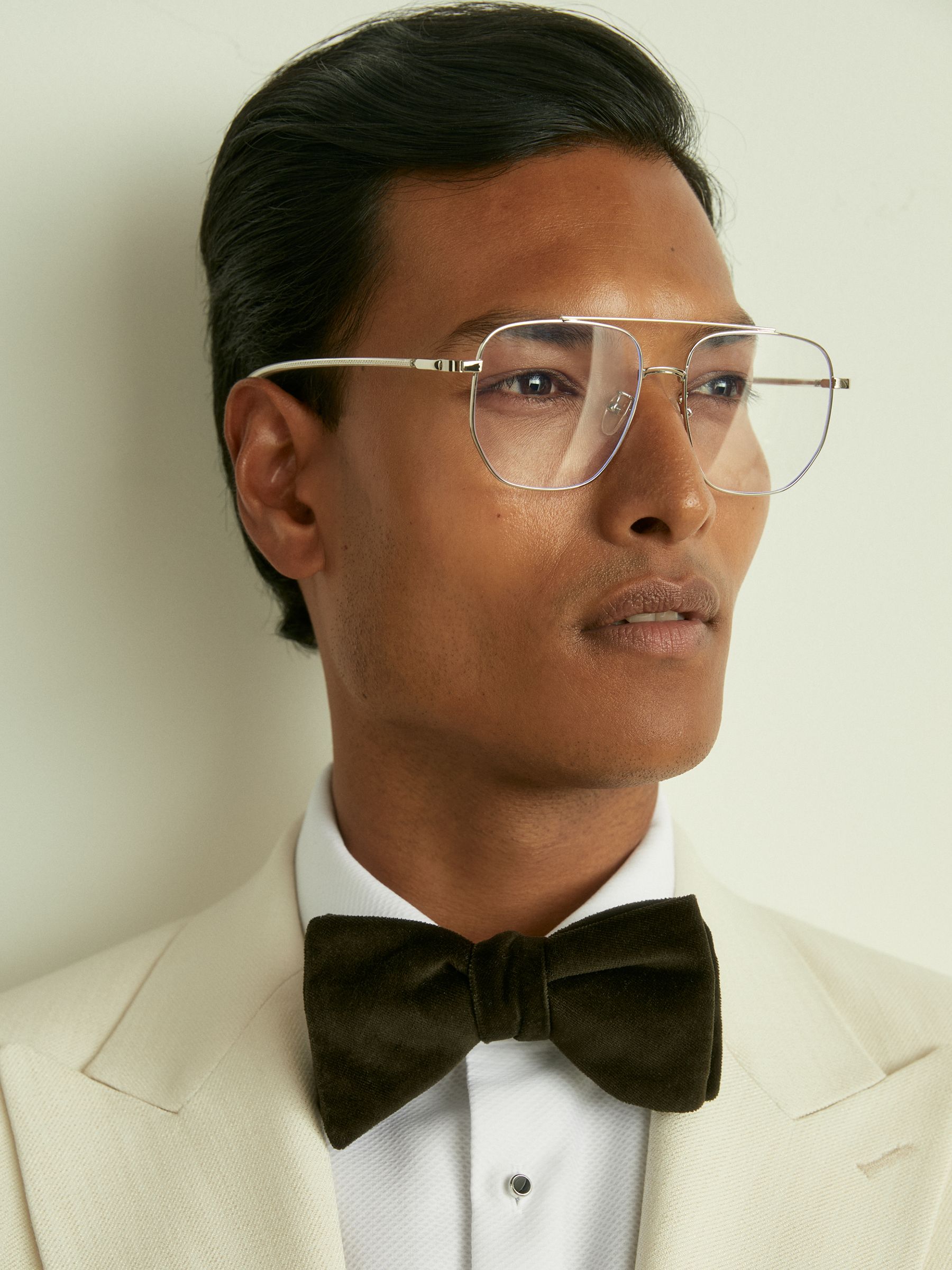 Velvet Bow Tie in Emerald