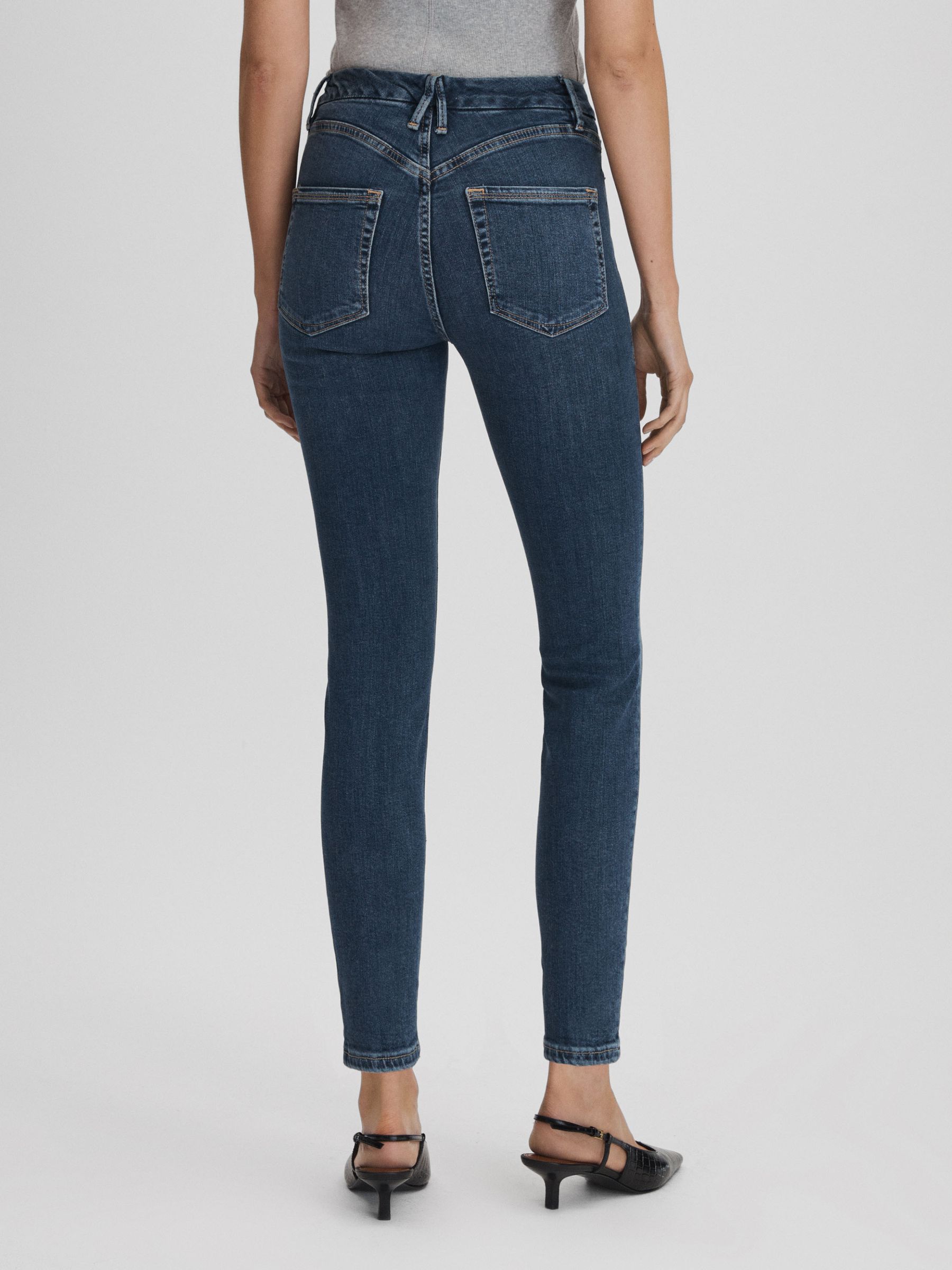 Good American Cropped Skinny Jeans in Blue