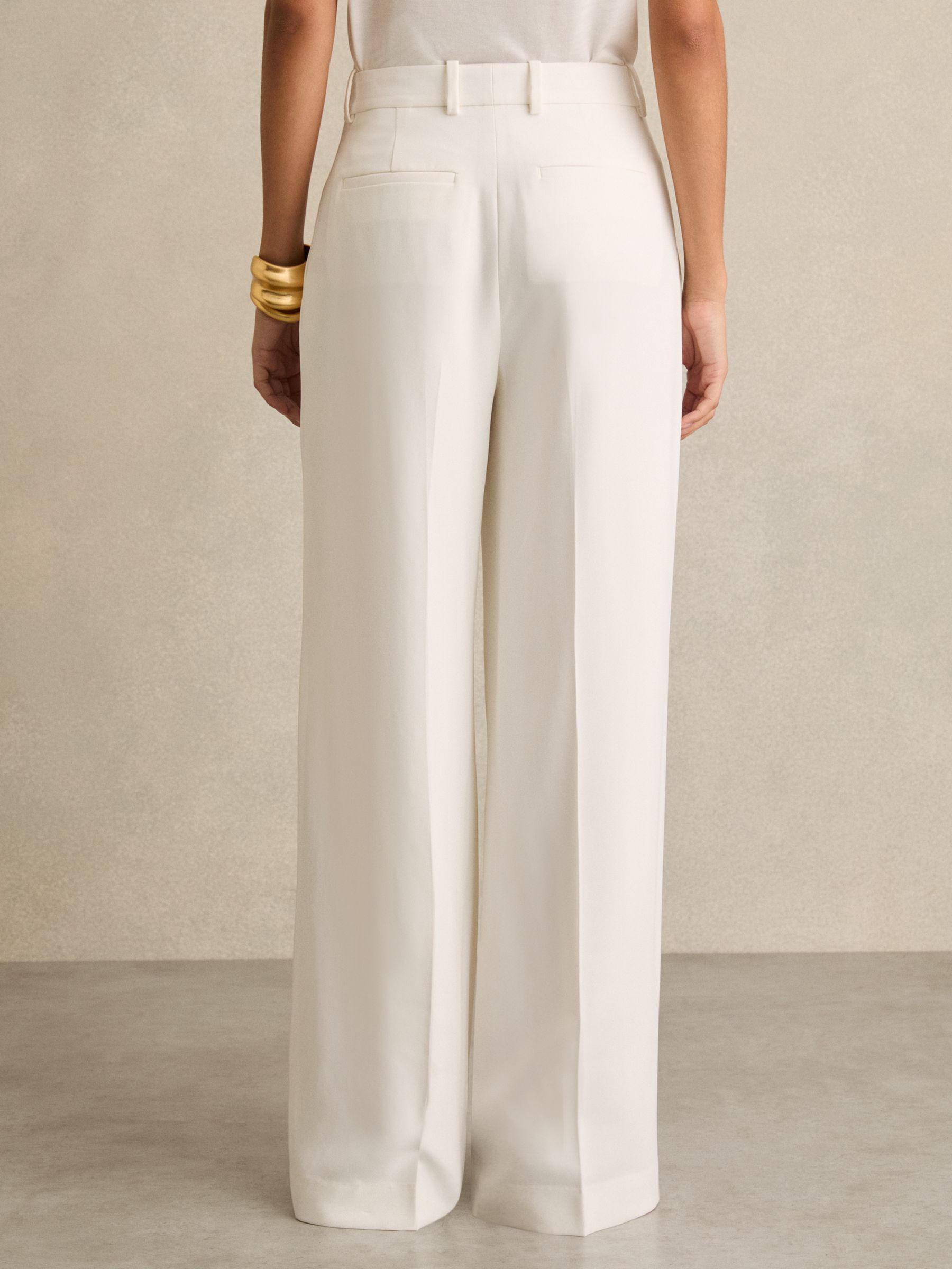 Crepe Wide-Leg Tailored Trousers in White