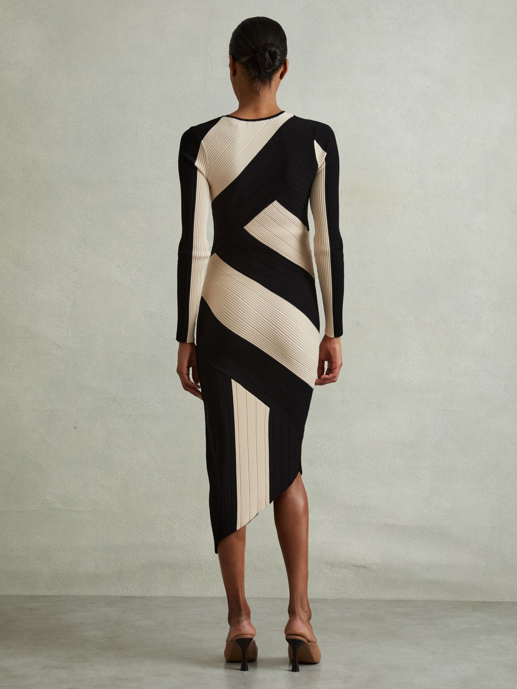 Knitted Colourblock Asymmetric Midi Dress in Black/Camel