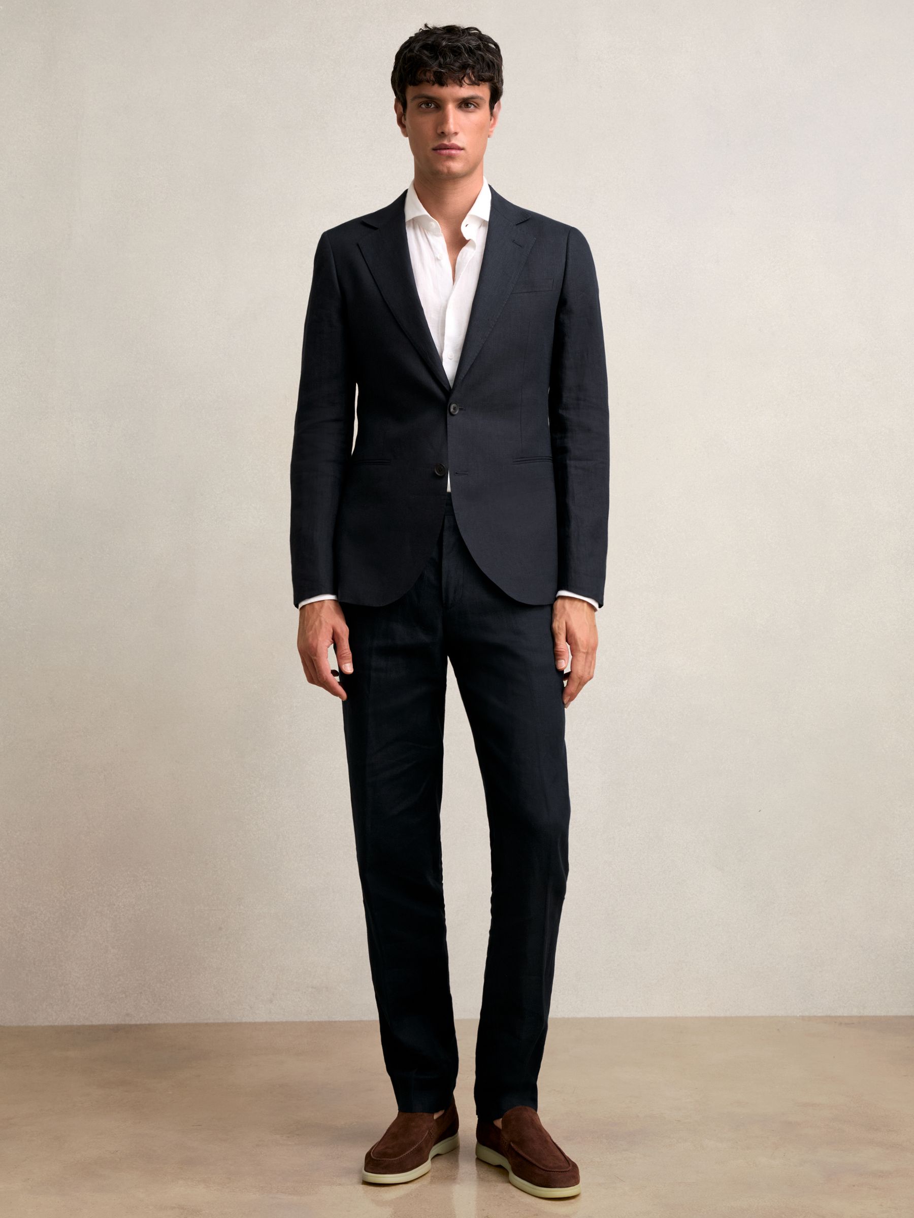 Slim-Fit Single Breasted Linen Blazer in Navy