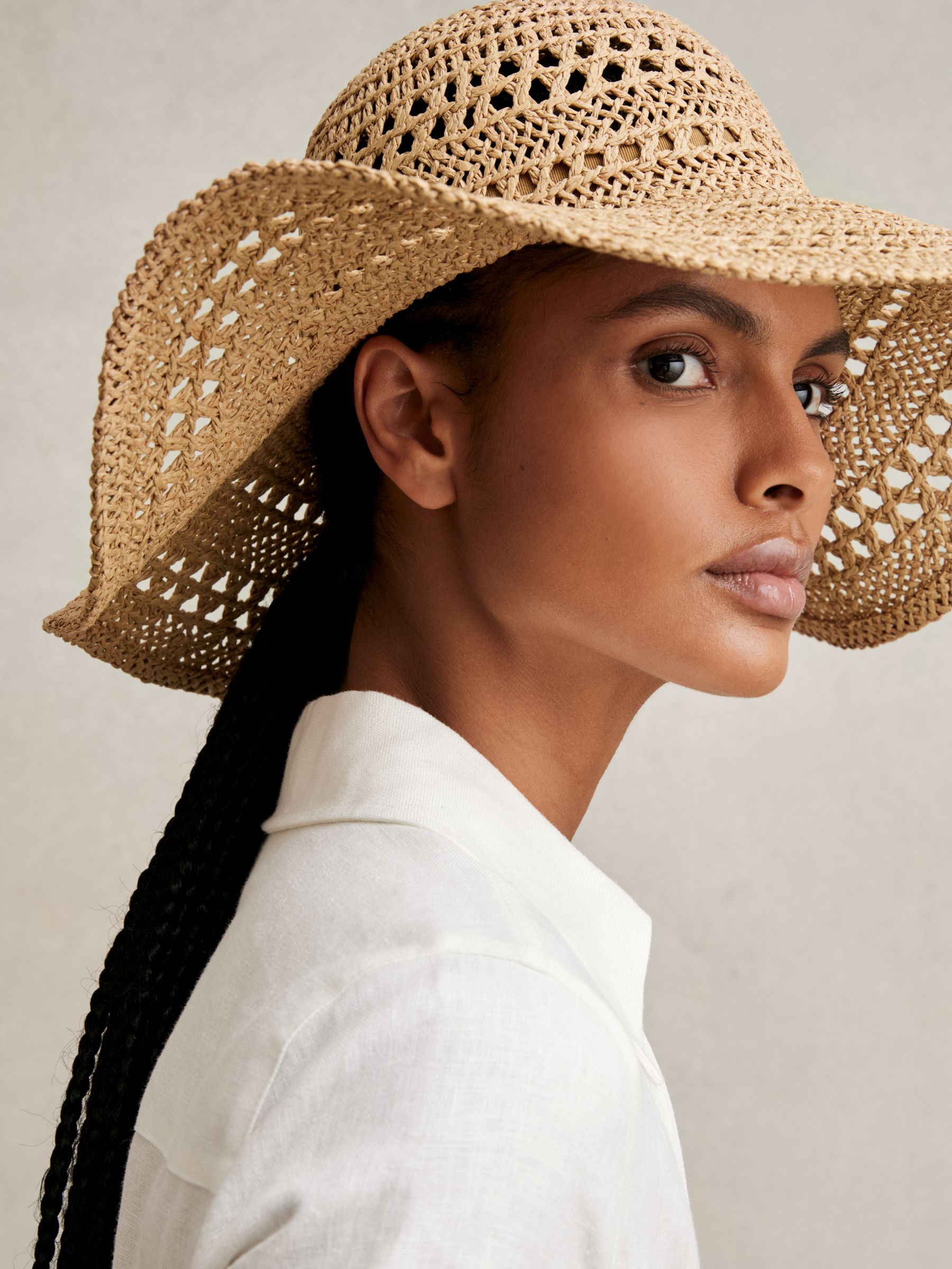 Straw Sun Hat in Natural