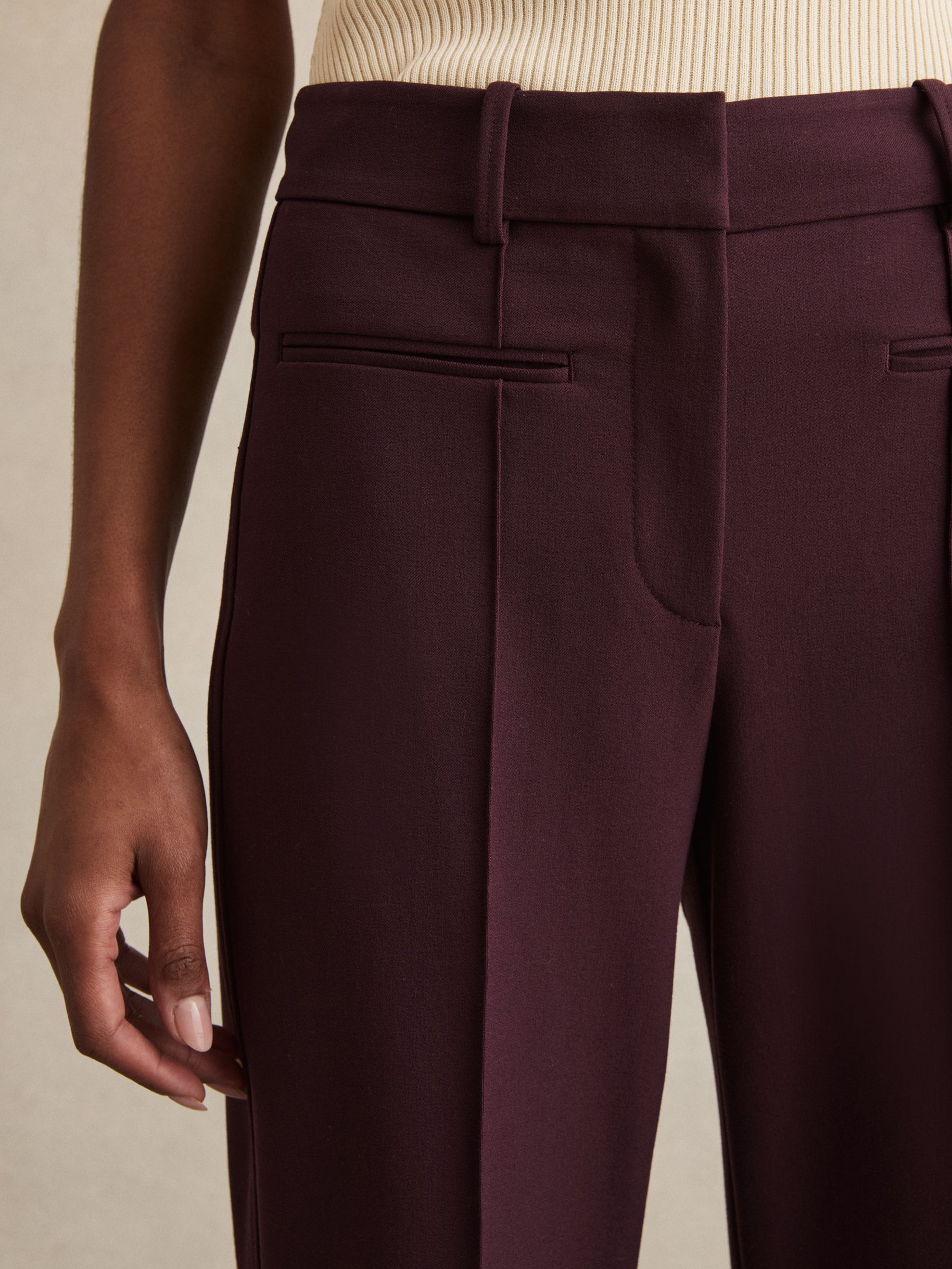 Petite High Rise Flared Trousers in Burgundy