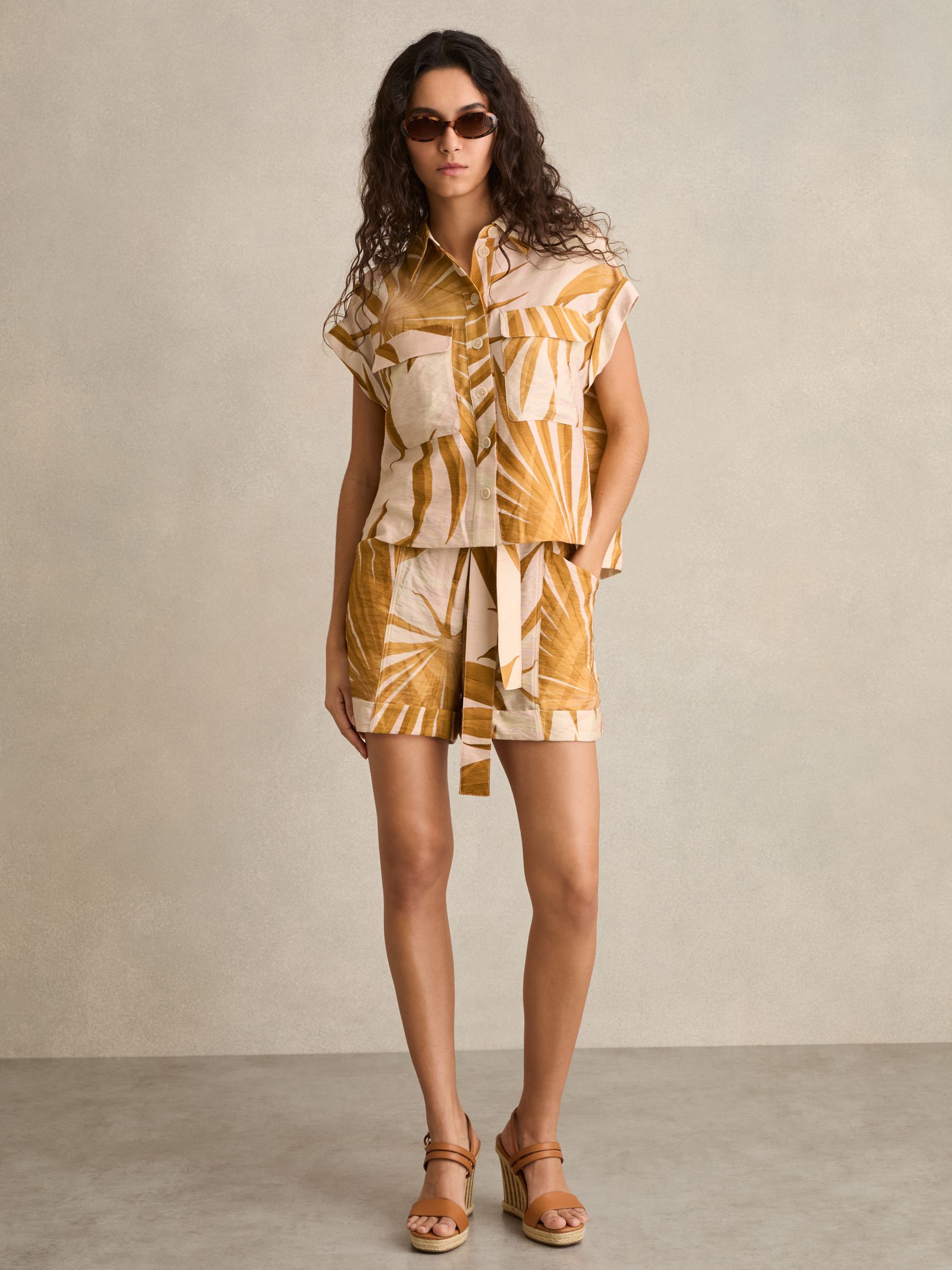Palm Print Belted Shorts in Neutral