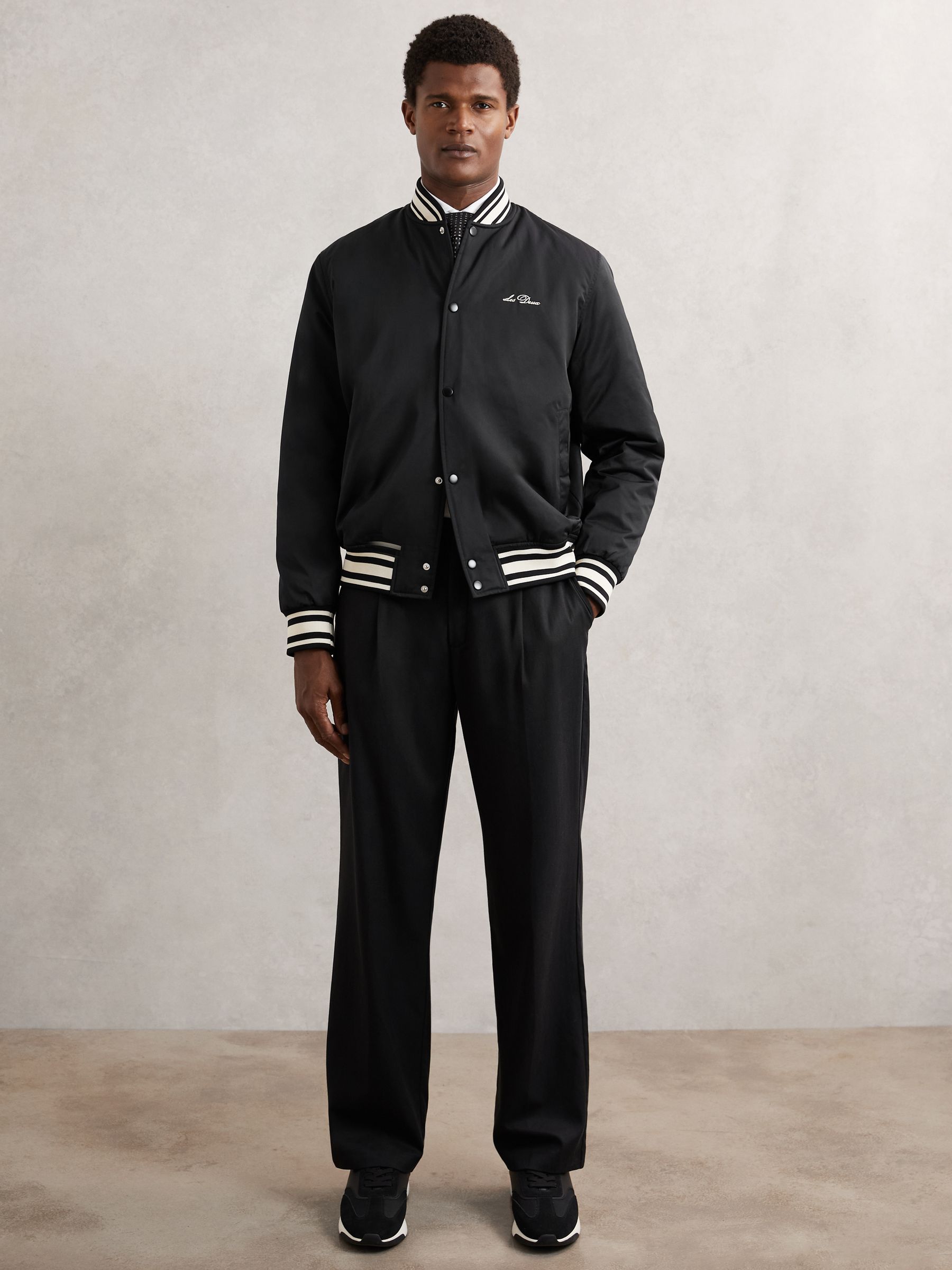 Les Deux Pleat-Front Twill Suit Trousers in Black