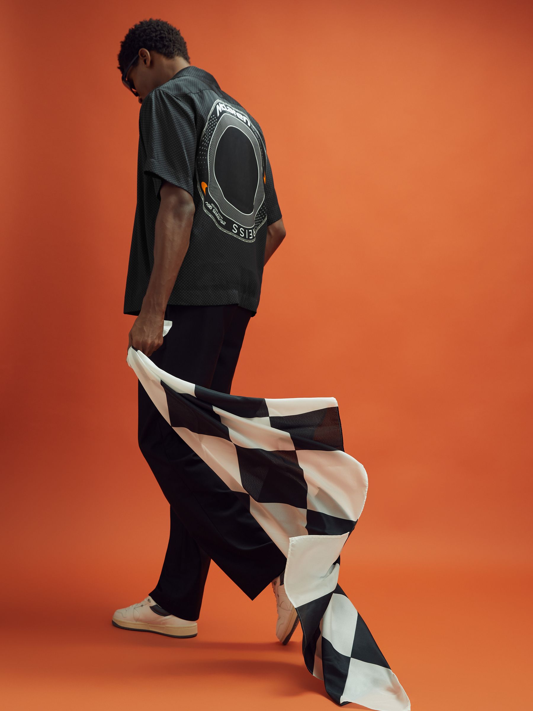 McLaren F1 Cuban Collar Shirt in Black