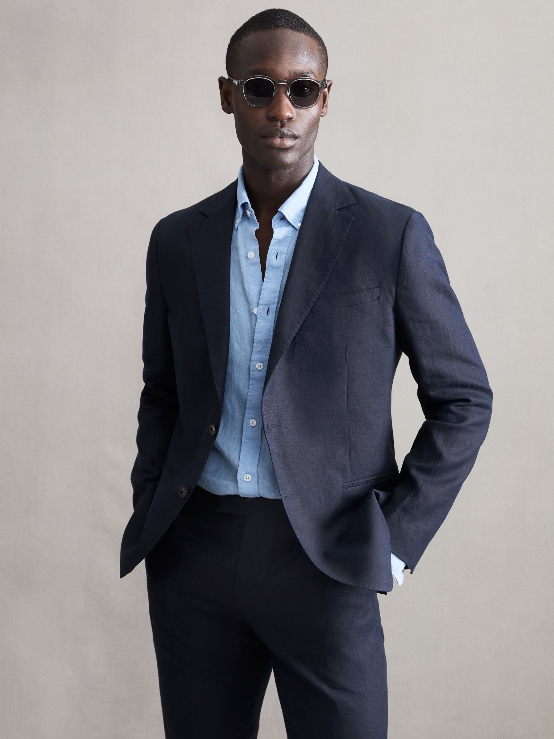 Slim Fit Single Breasted Linen Blazer in Navy
