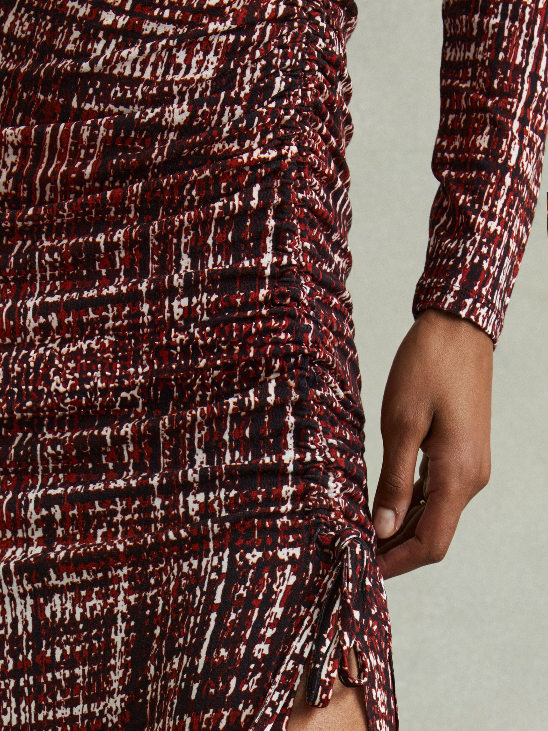 Petite Printed Ruched Midi Dress in Red