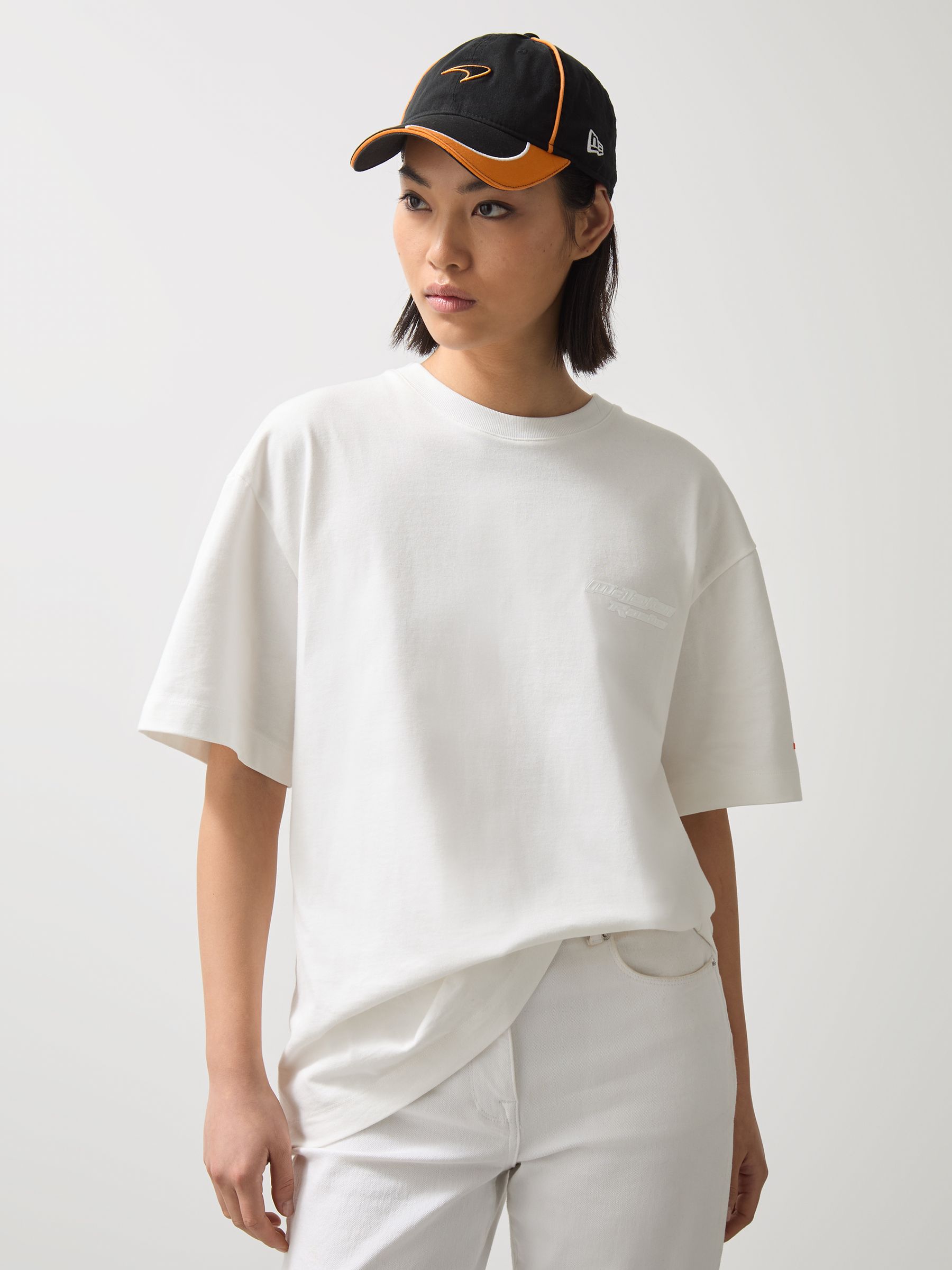 McLaren F1 Team Oversize Unisex Fit Logo T-Shirt in White