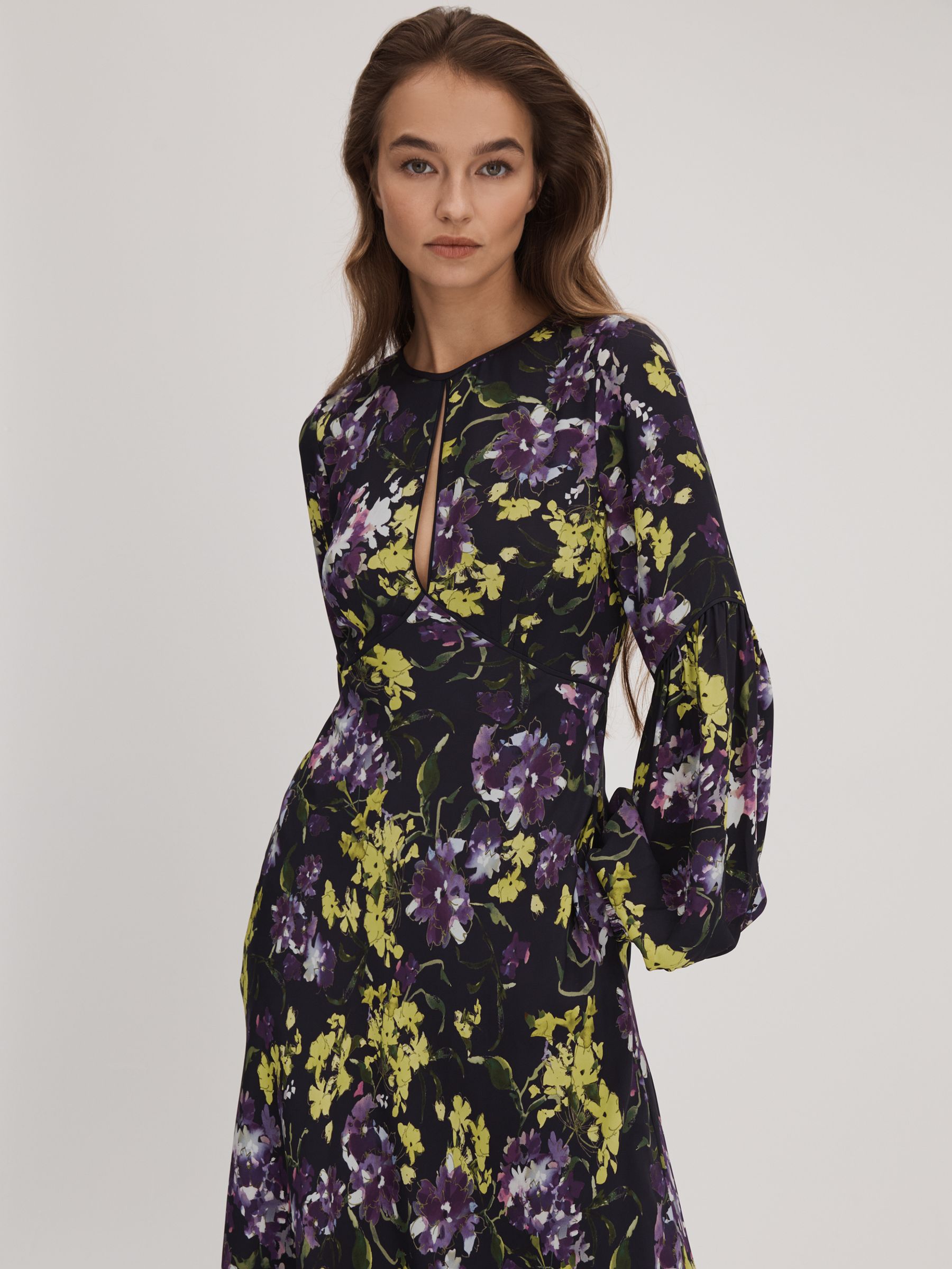 Florere Printed Blouson Sleeve Midi Dress in Dark Purple