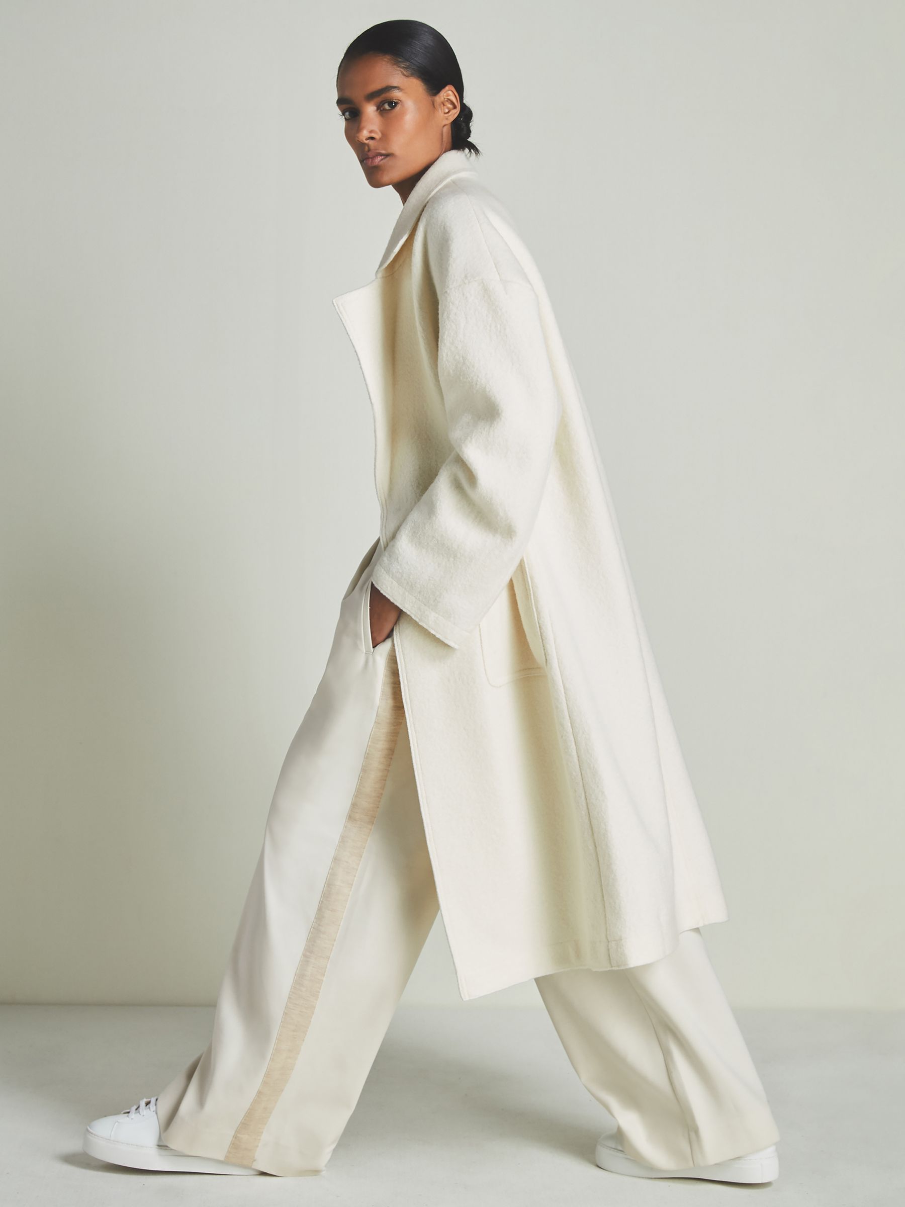 Reiss | Les 100 Ciels Twill Trousers with Wool in Cream