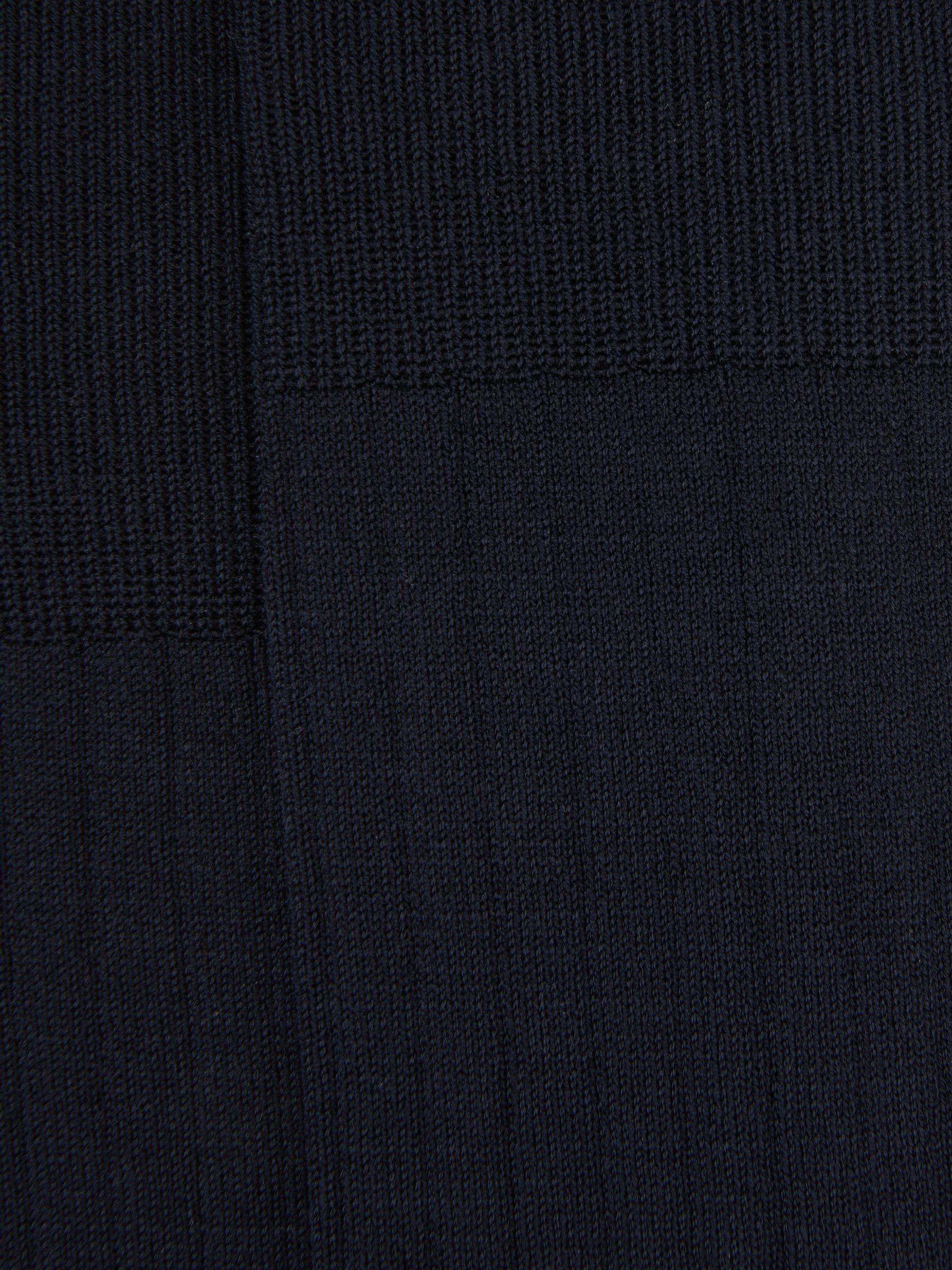 Ribbed Socks in Navy