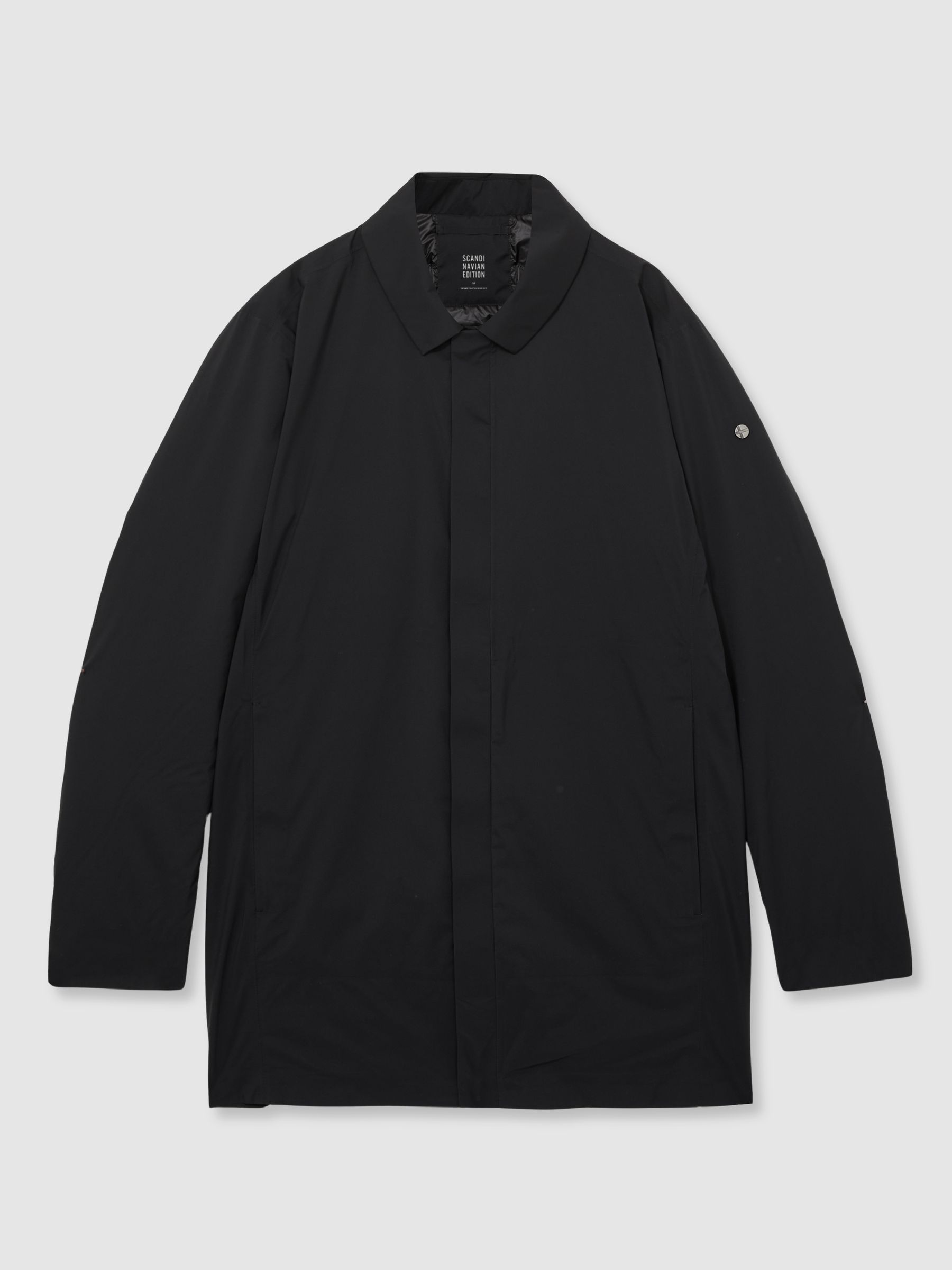 Scandinavian Edition Down Padded Car Black Coat in Black