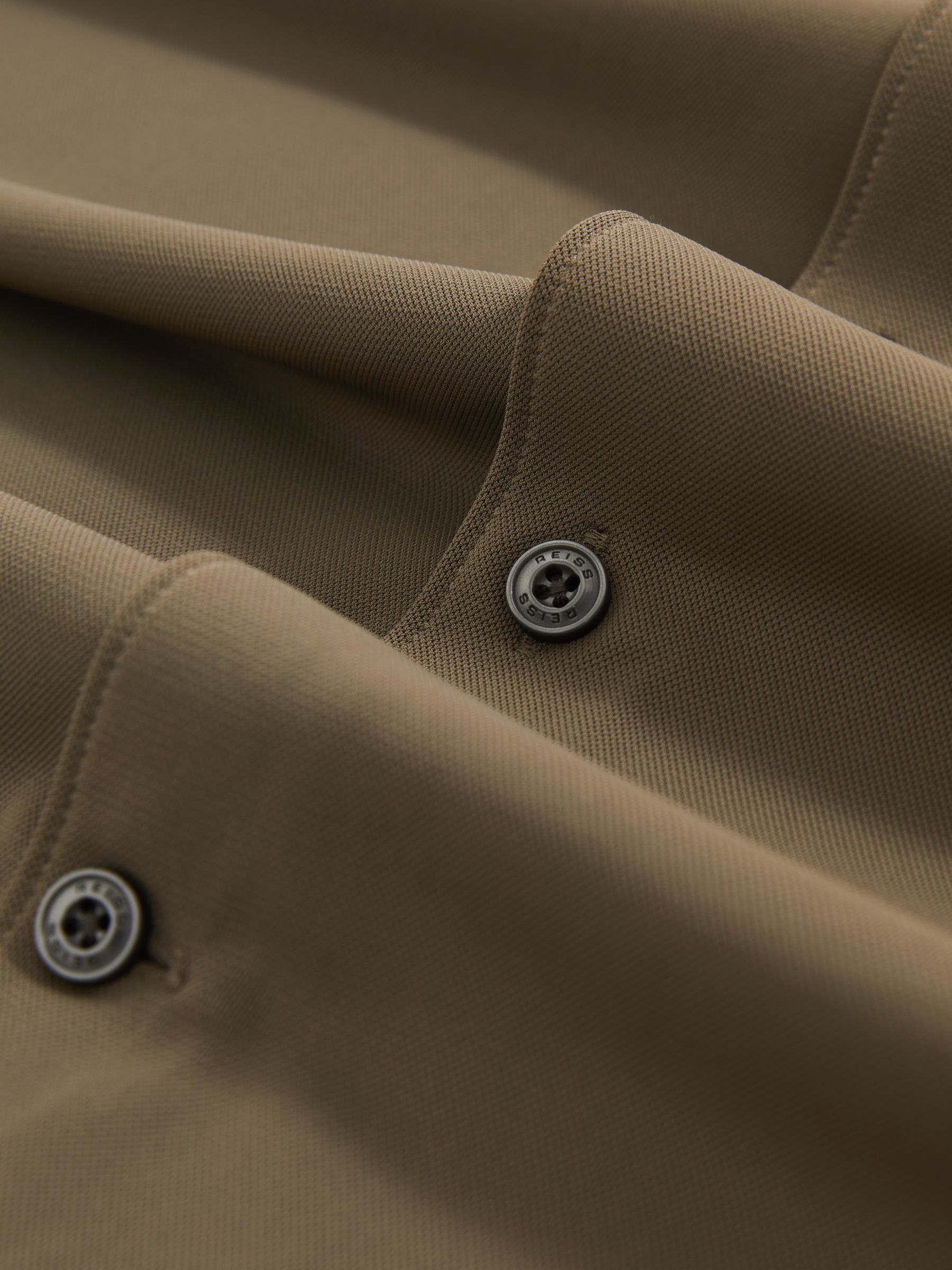 Stretch Jersey Cutaway-Collar Shirt in Olive Green