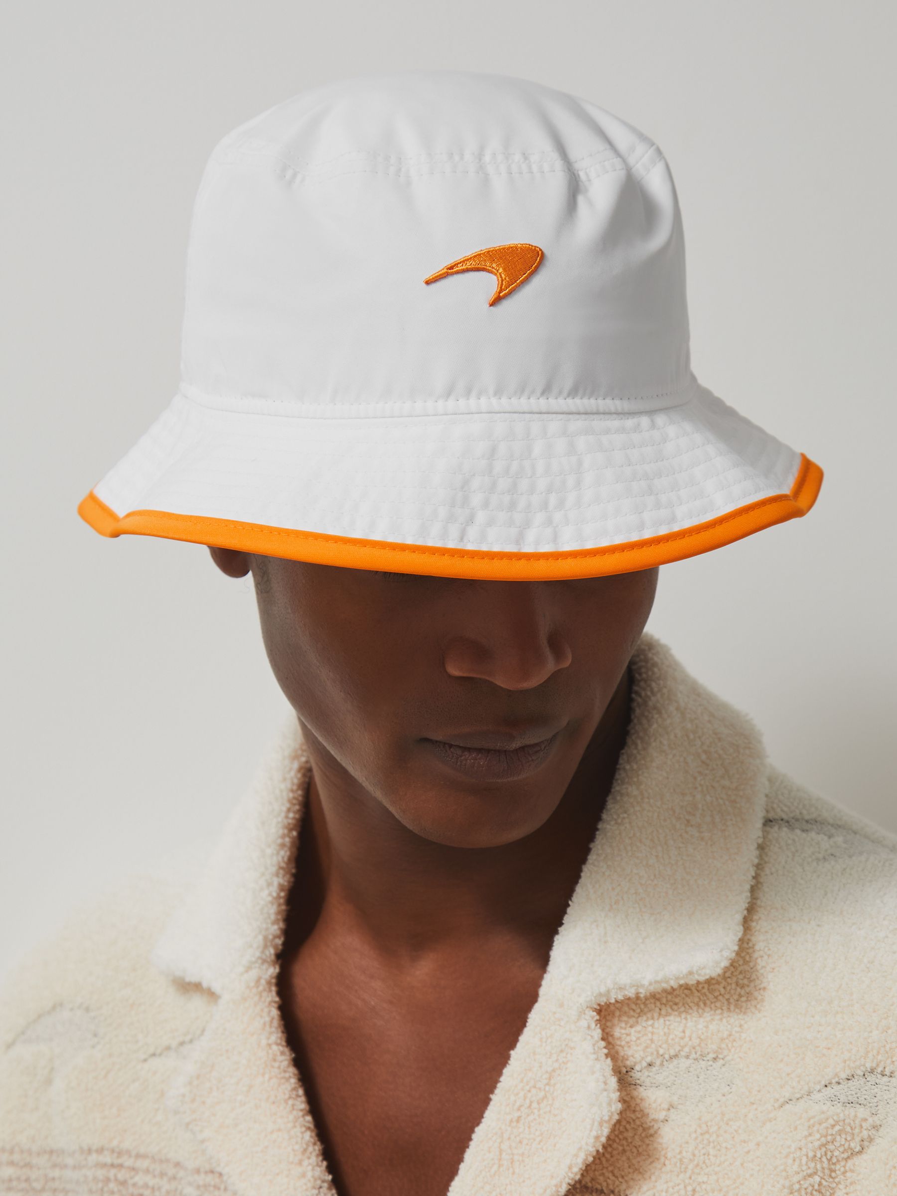 McLaren F1 Team Speedmark Bucket Hat in White