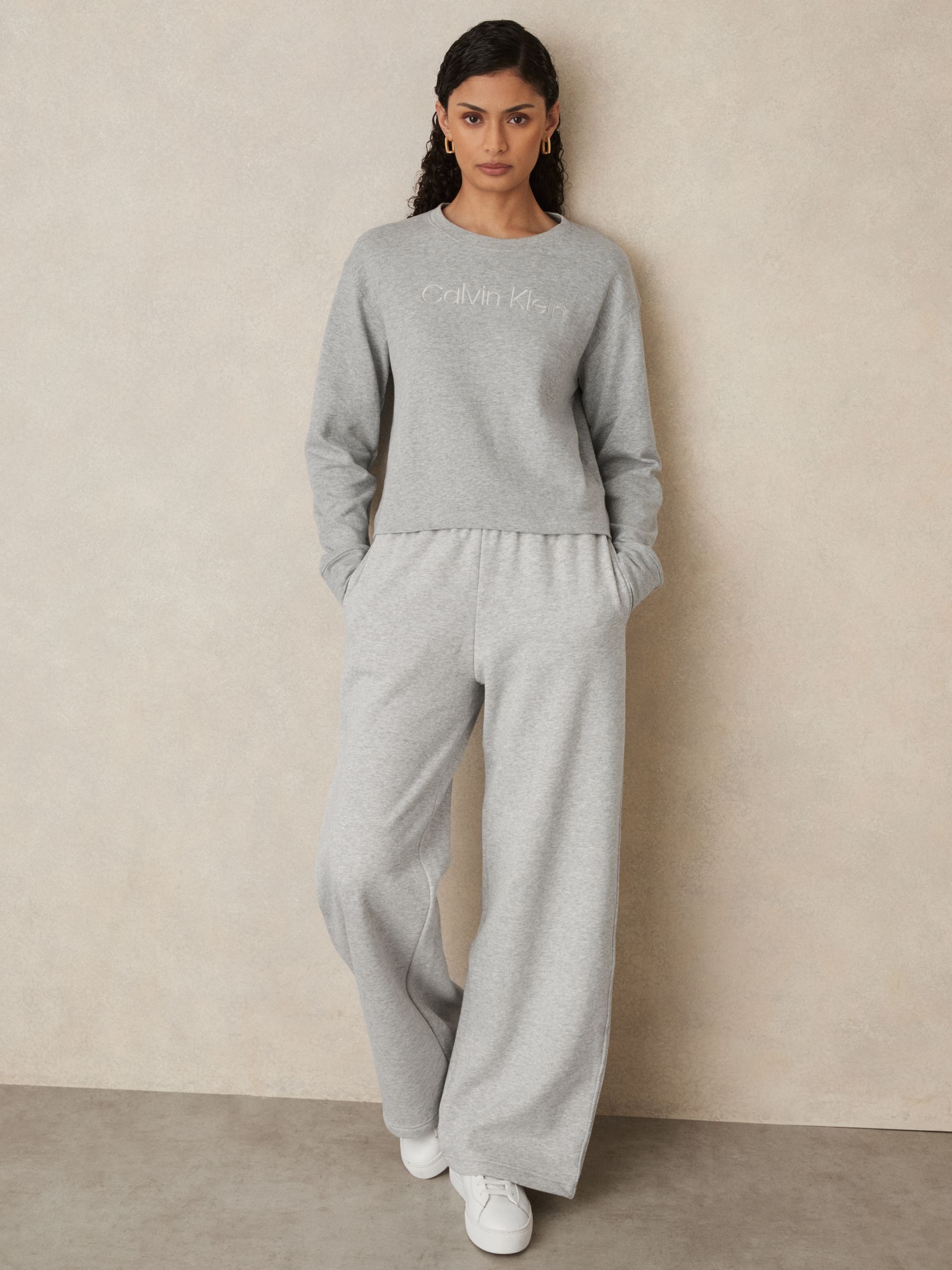 Relaxed Logo Sweatshirt in Heather Grey