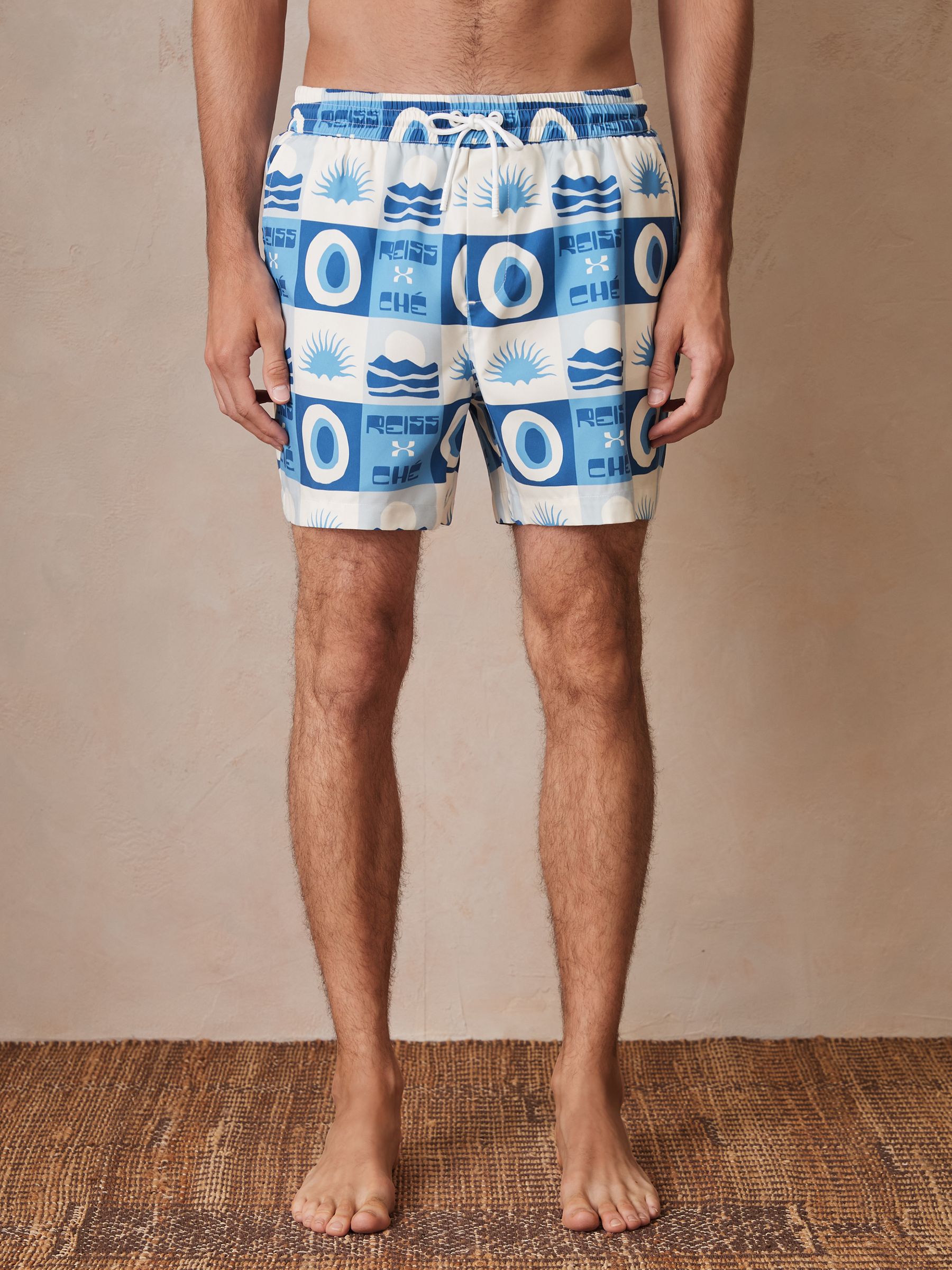 Reiss | Ché Sunset-Print Swim Shorts in Blue Multi