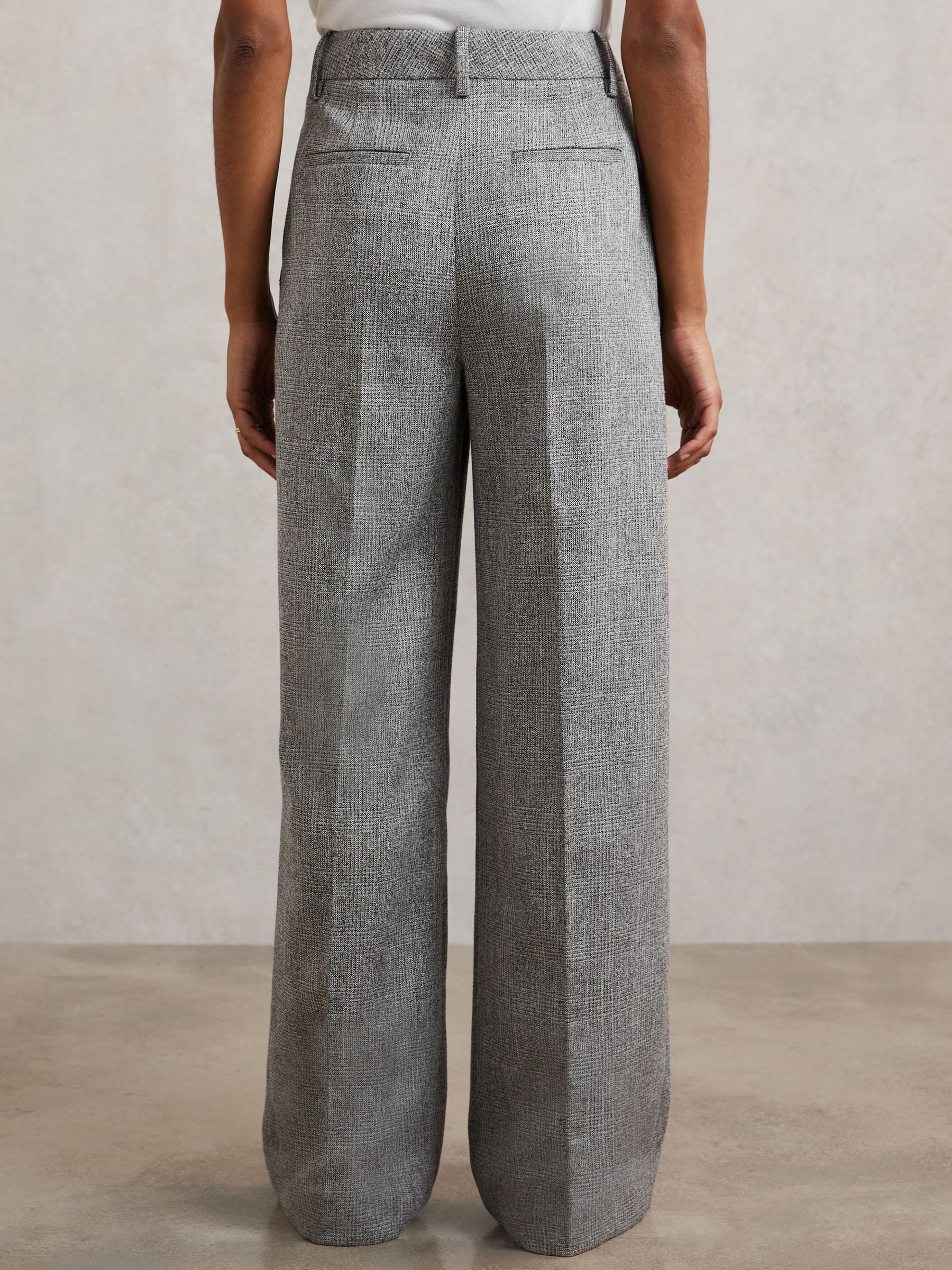 Petite Wide-Leg Textured Suit Trousers in Grey