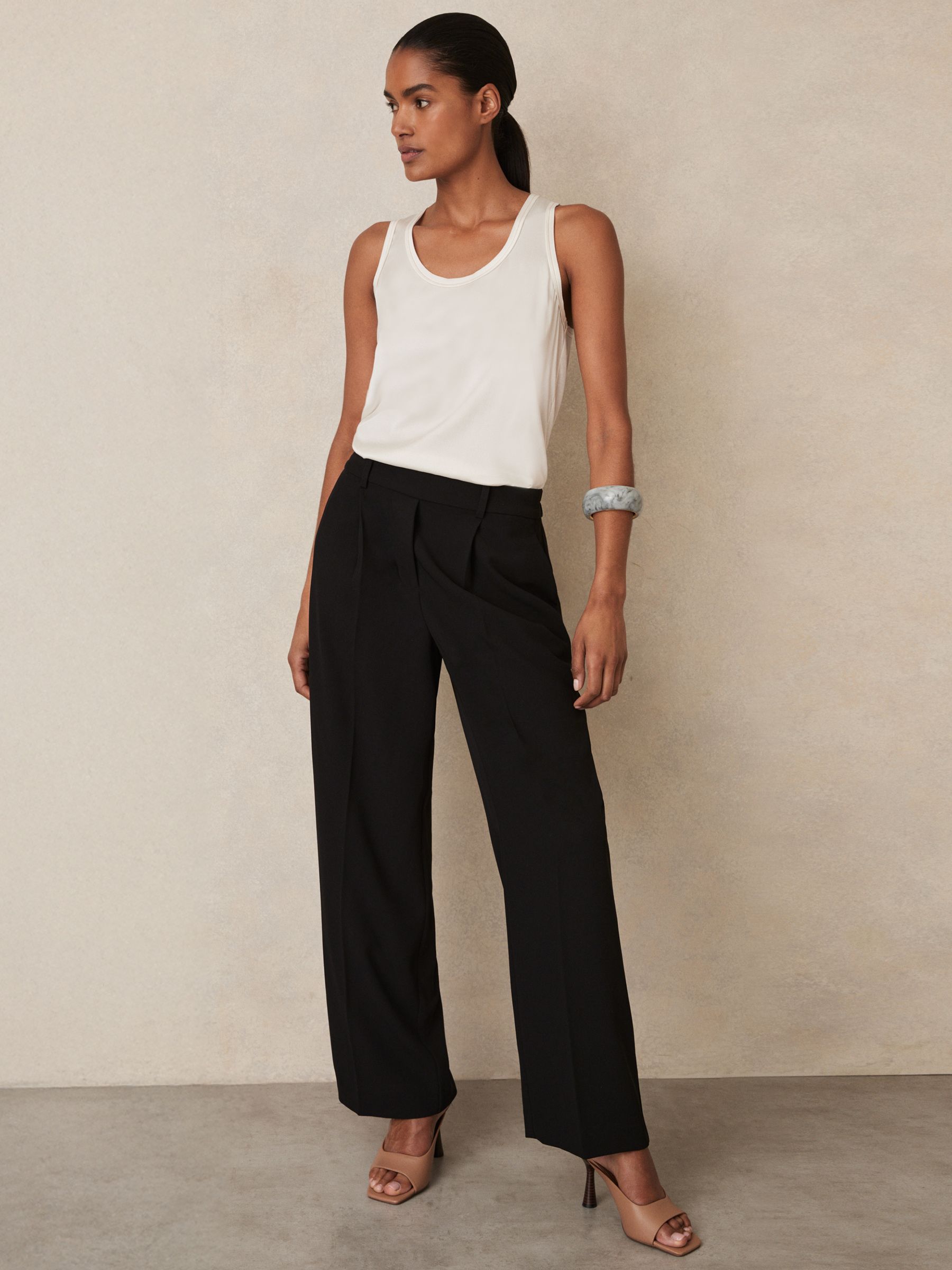 Elasticated-Waist Wide-Leg Twill Trousers in Black