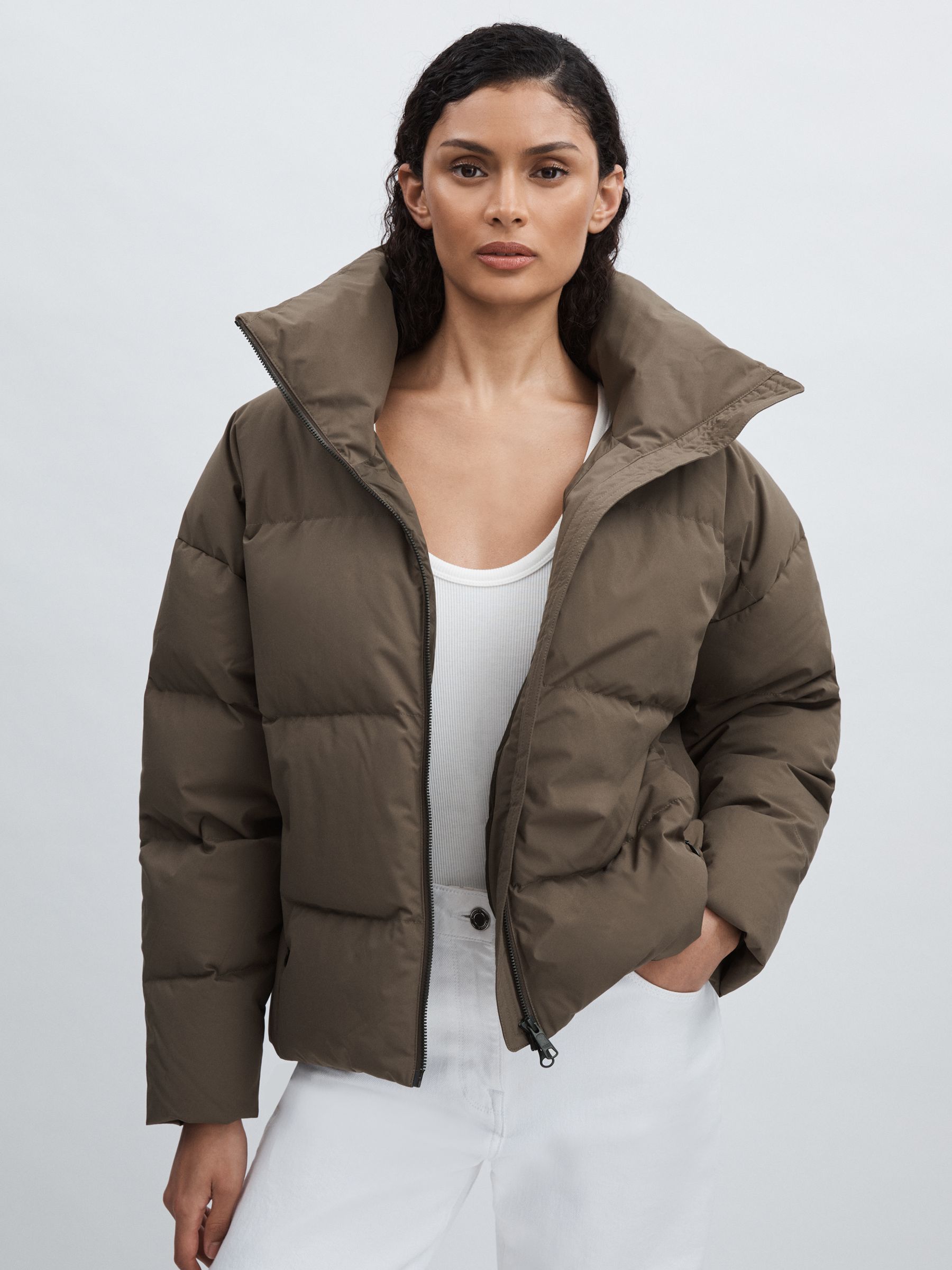 Scandinavian Edition Short Puffer Jacket in Brown