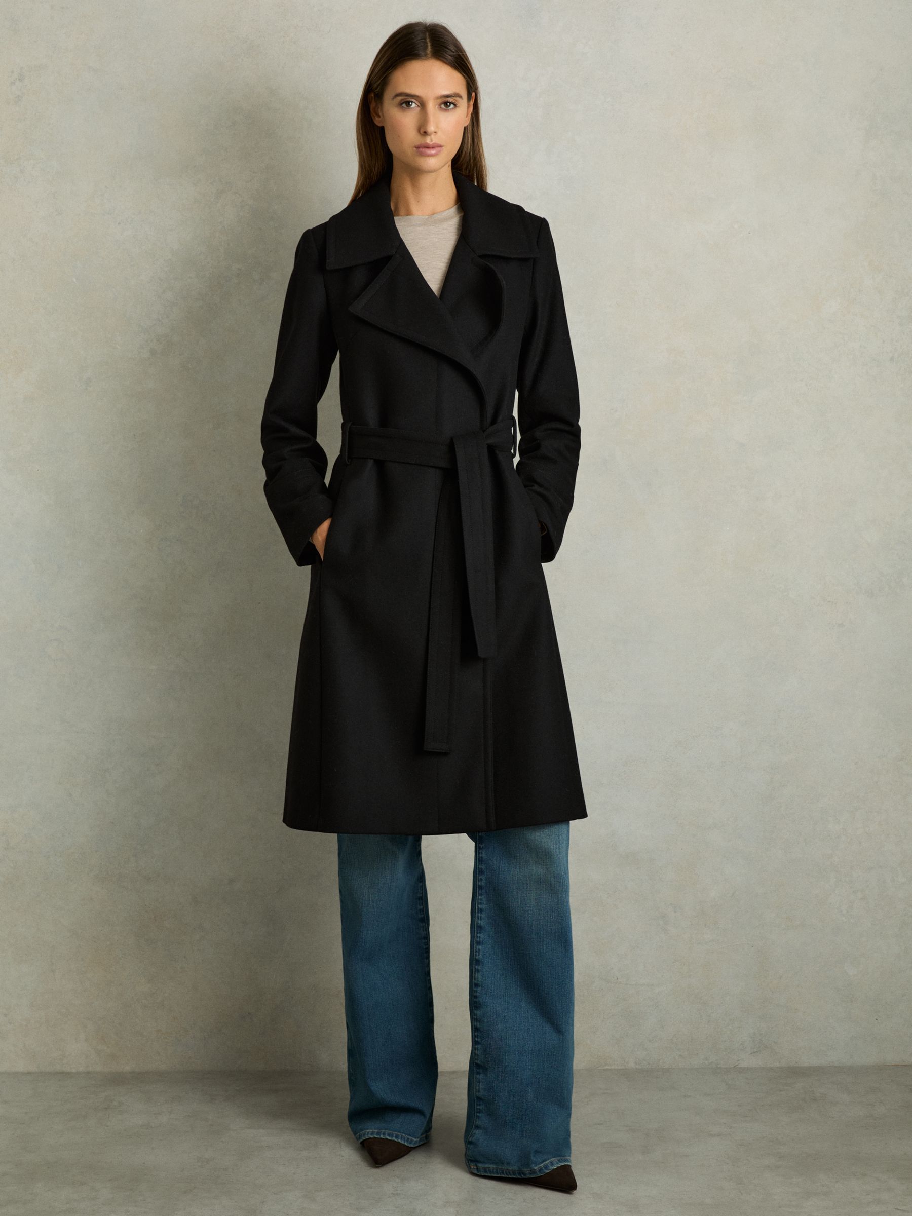 Wool Blend Belted Double Breasted Coat With Cashmere in Black