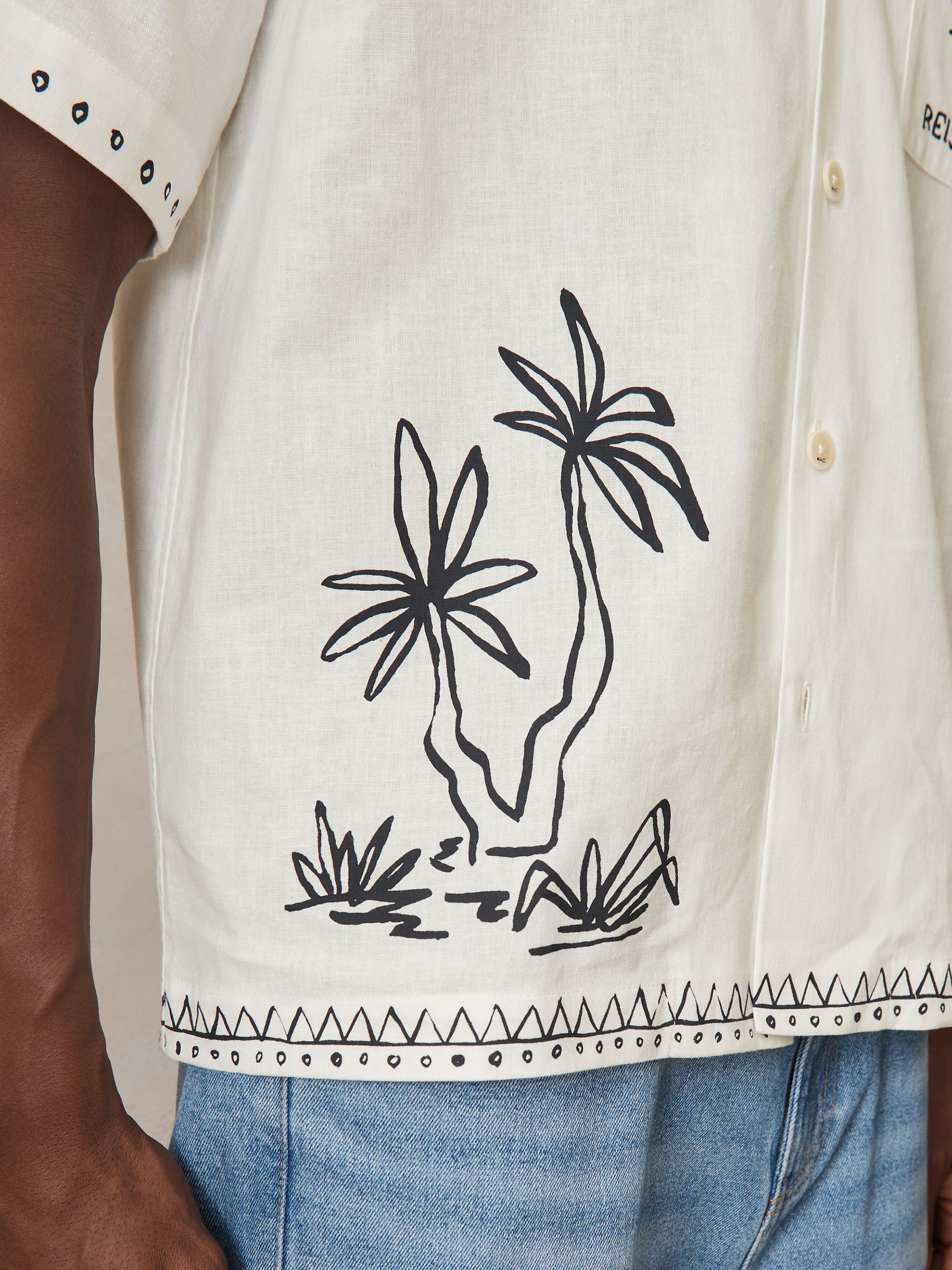 Reiss | Ché Cotton-Linen Palm Shirt in White