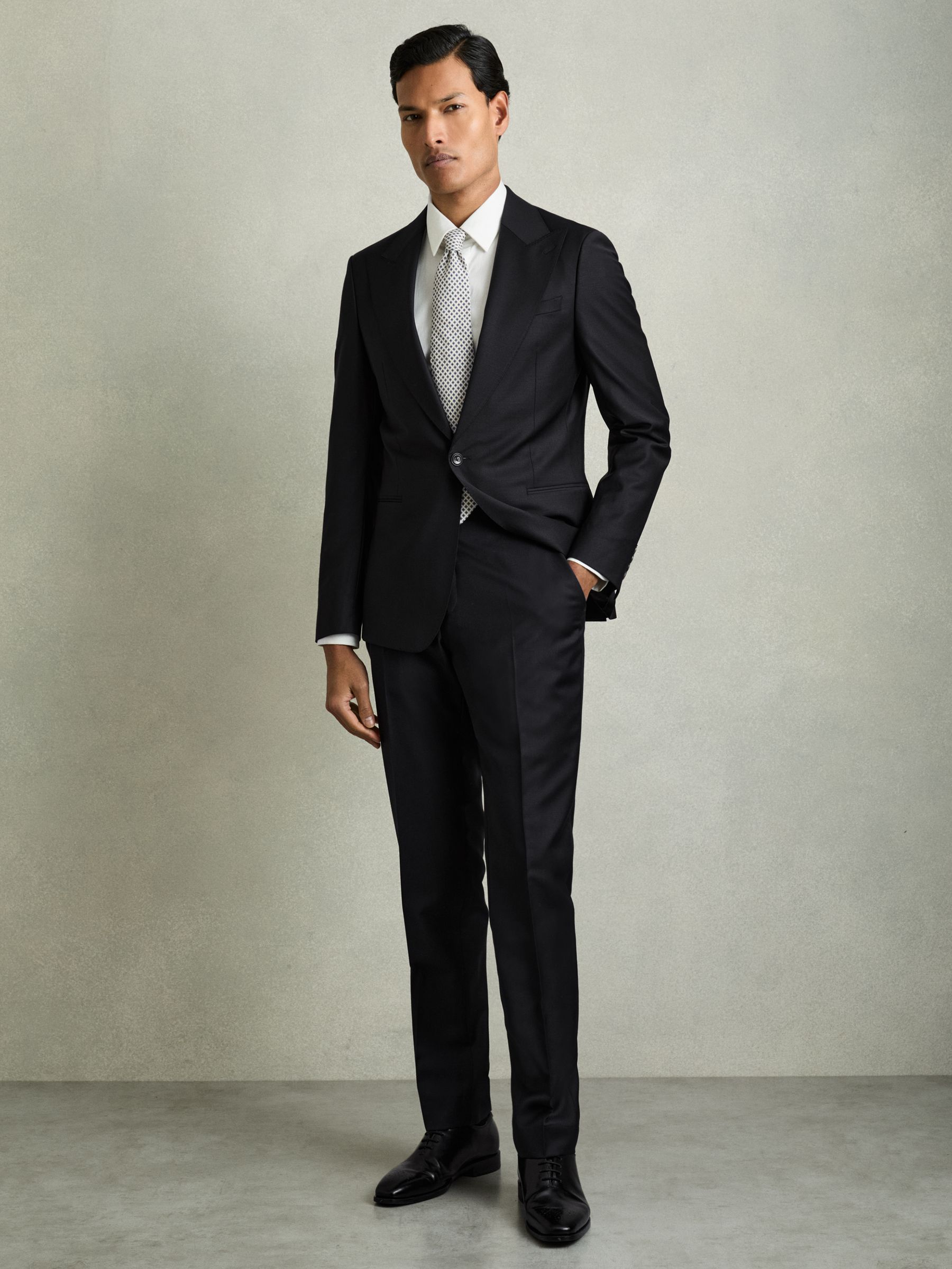 Wool-Blend Slim-Fit Suit Trousers in Navy