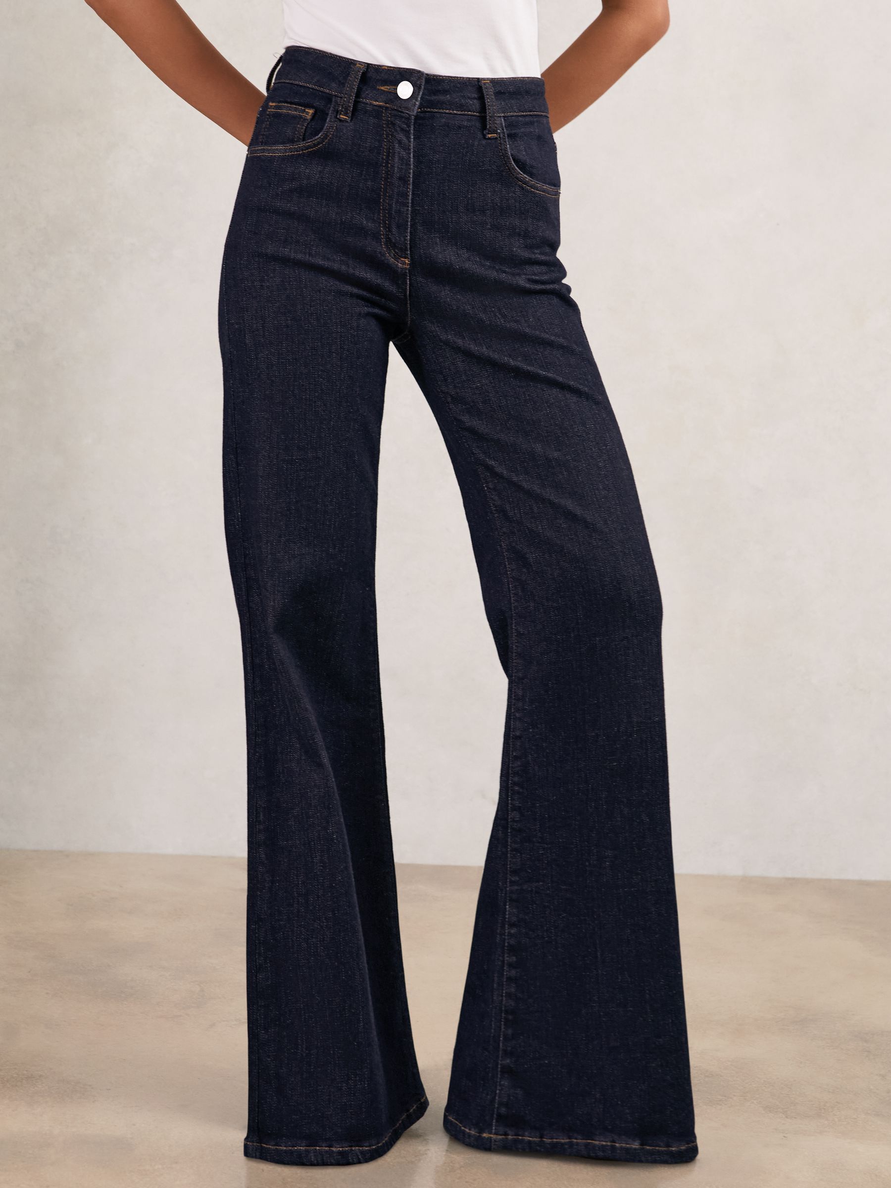 Mid-Rise Flared Jeans in Dark Blue