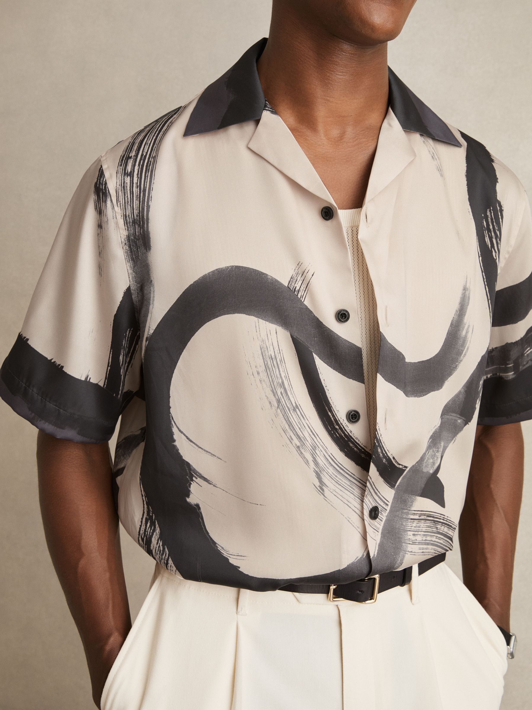Brushstroke-Print Cuban-Collar Shirt in Charcoal Grey/Off White