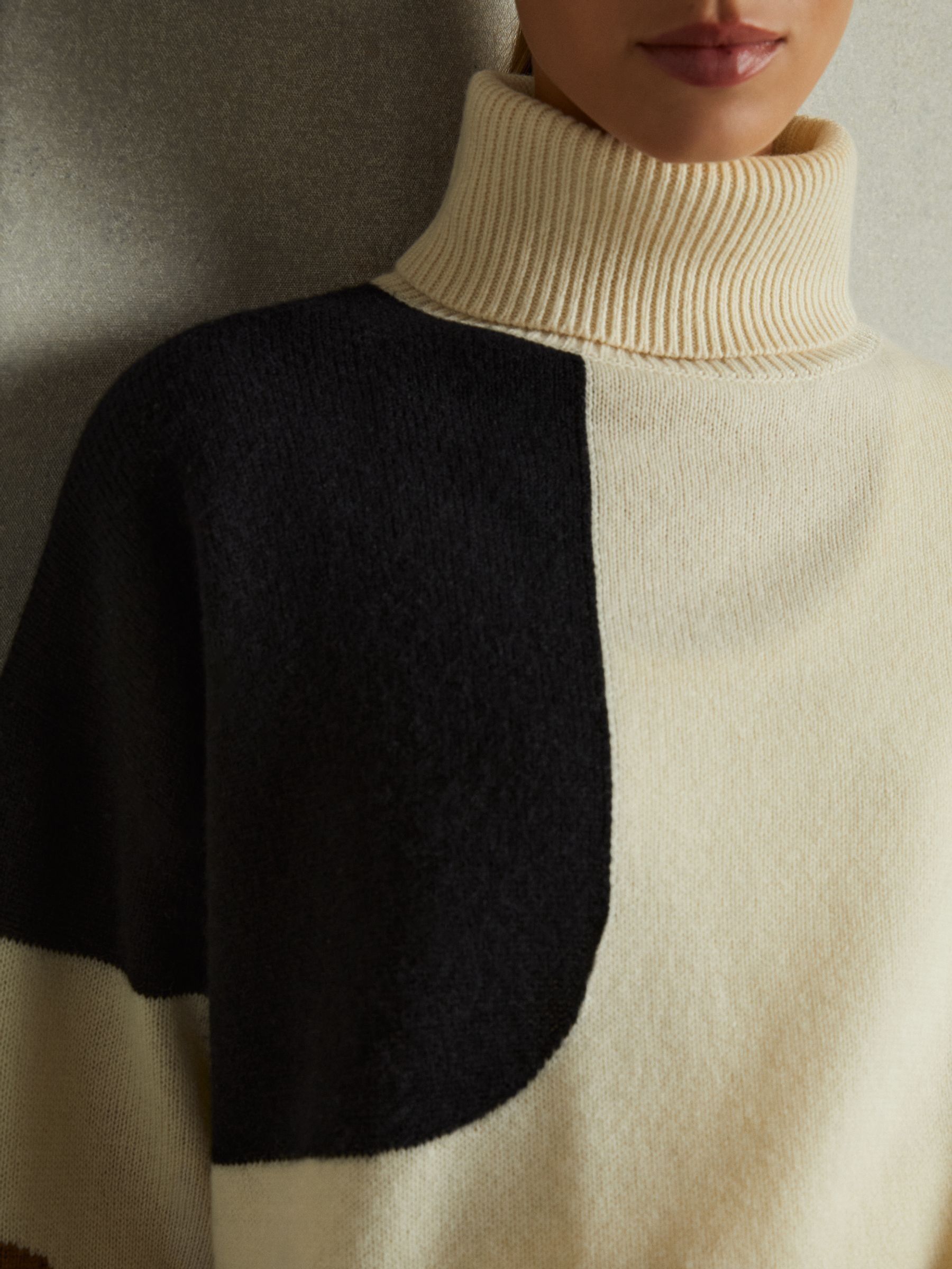 Wool-Cashmere Colourblock-Intarsia Jumper in Cream/Brown