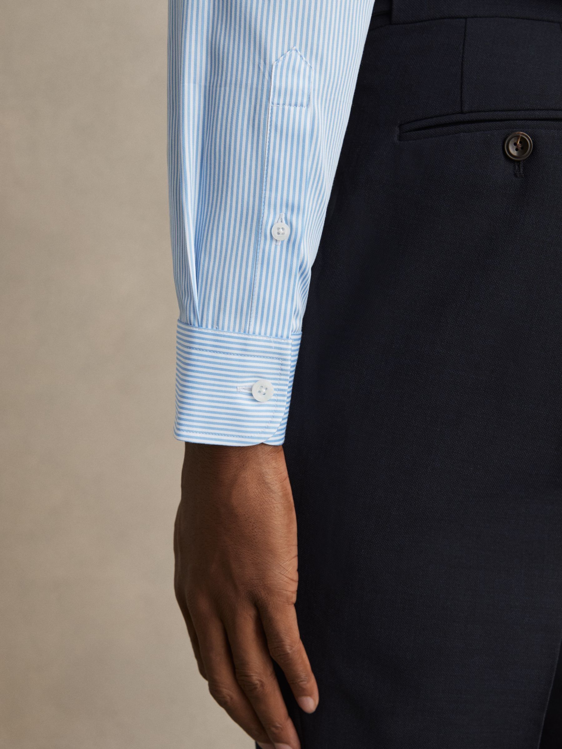 Slim Fit Cotton-Satin Cutaway-Collar Shirt in Blue Stripe