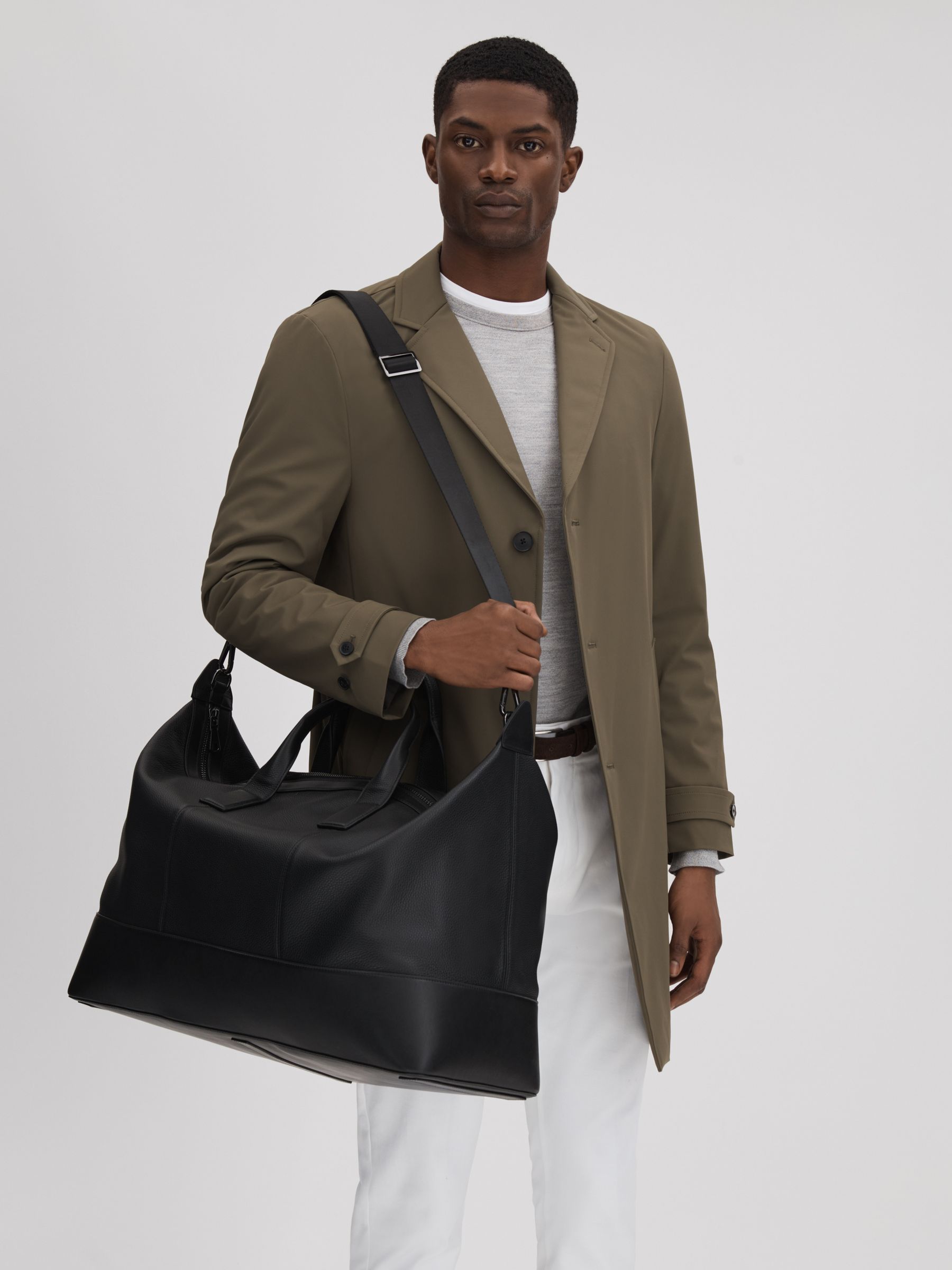 Leather Travel Bag in Black