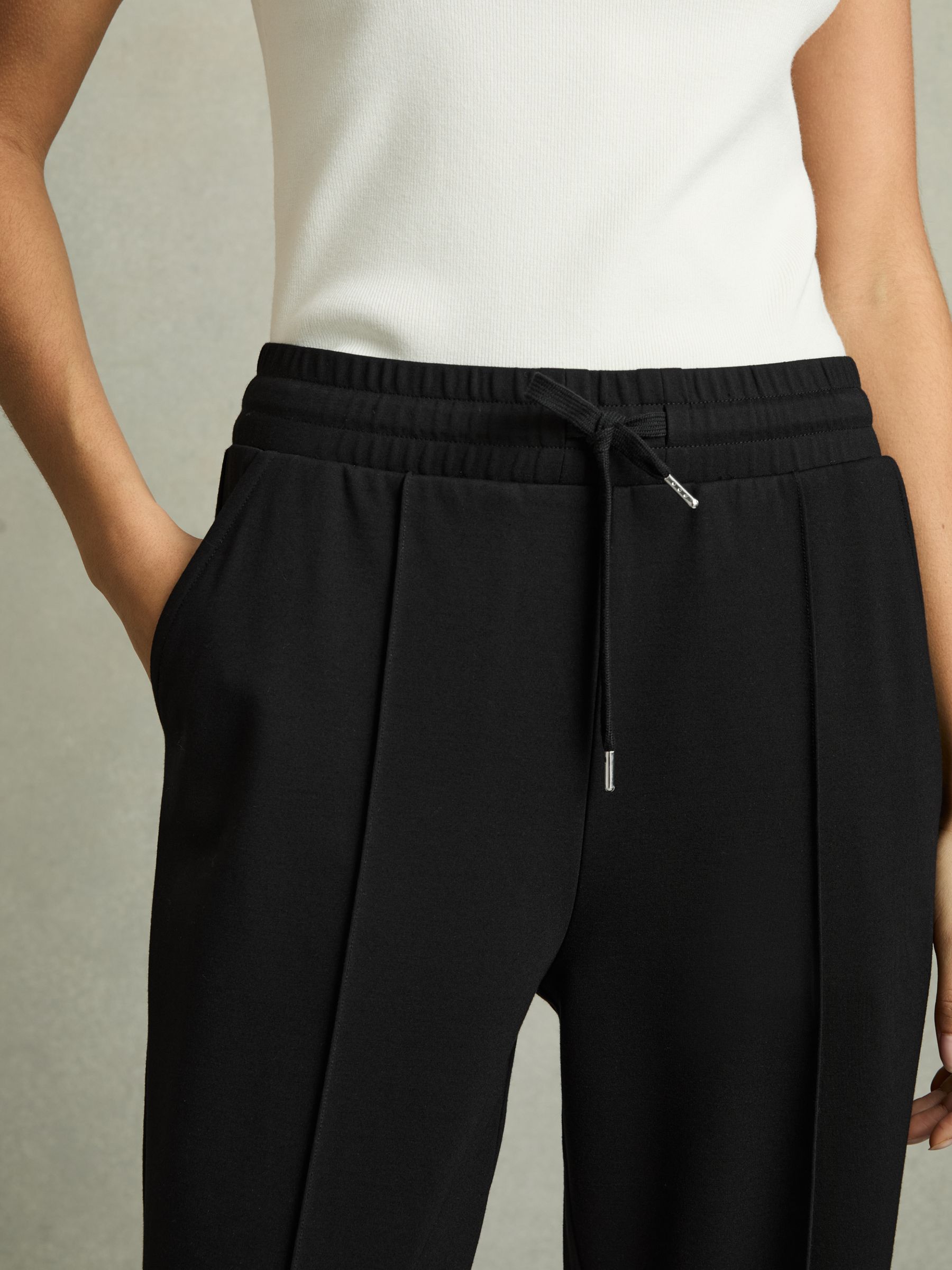 Drawstring Straight Leg Jersey Joggers in Black/Charcoal