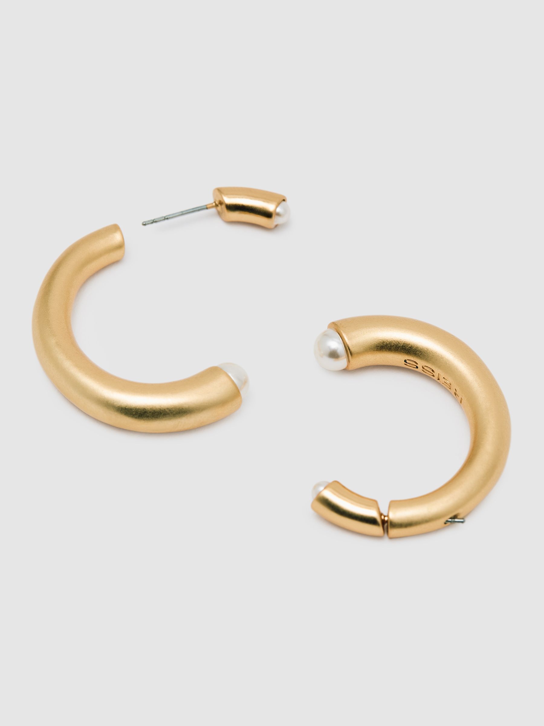 Tone Pearl Earrings in Gold
