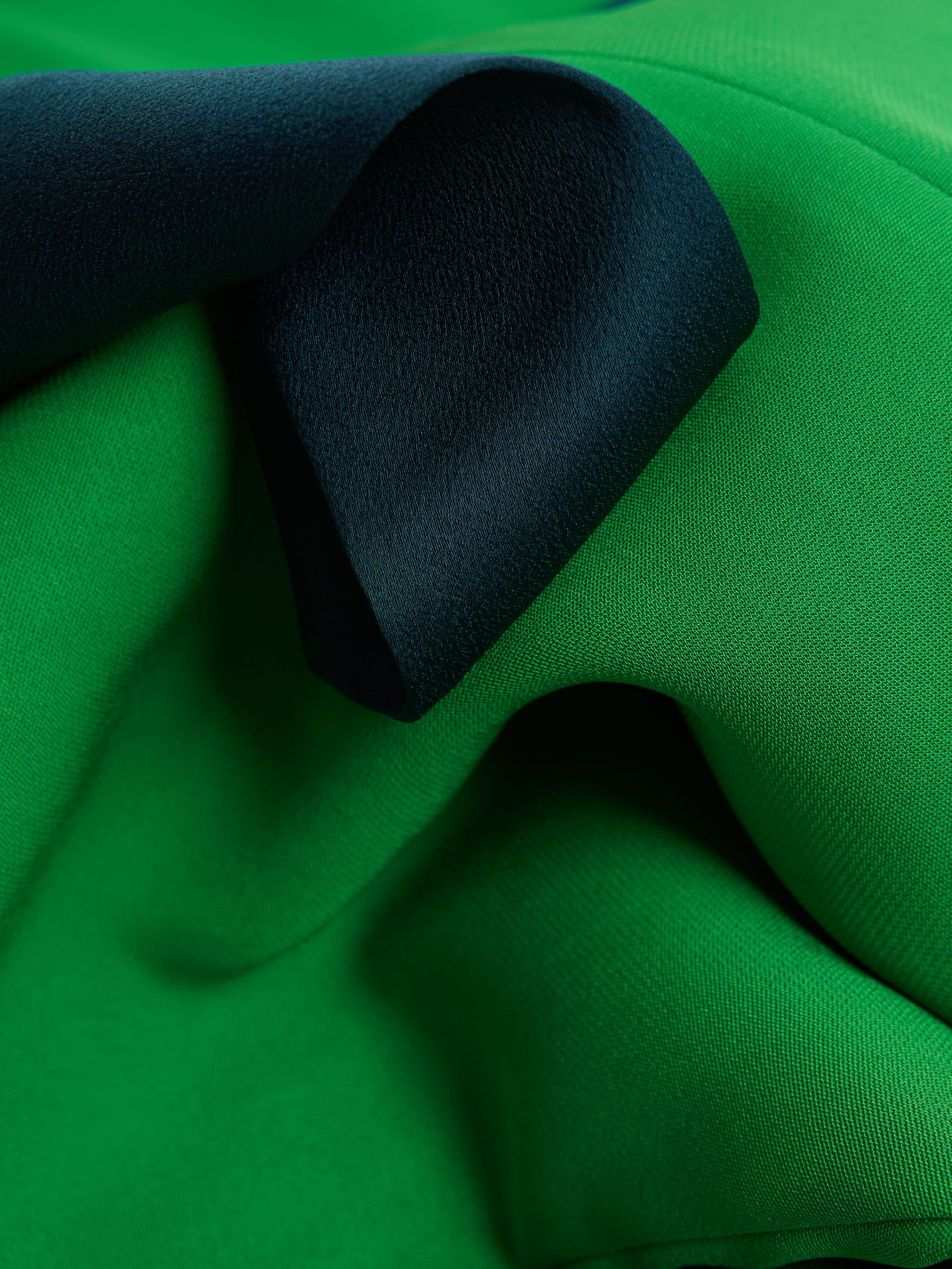 Florere Tie Neck Midi Dress in Bright Green