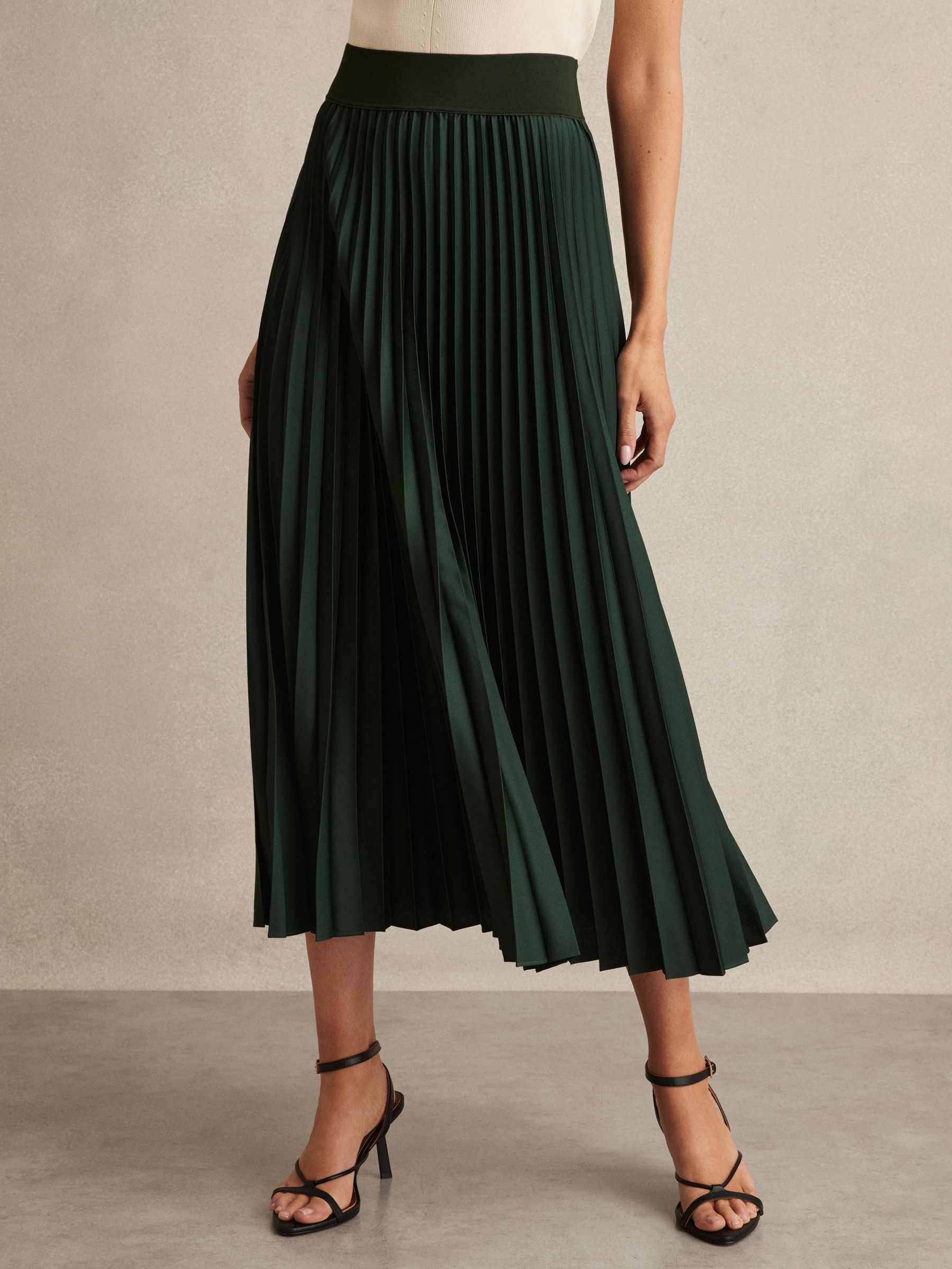 Pleated Midi Skirt in Dark Green