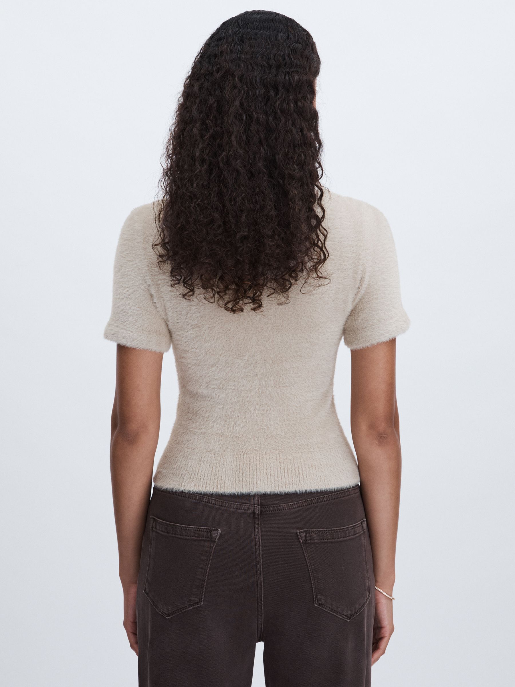 Good American Furry Cropped T-Shirt in Beige