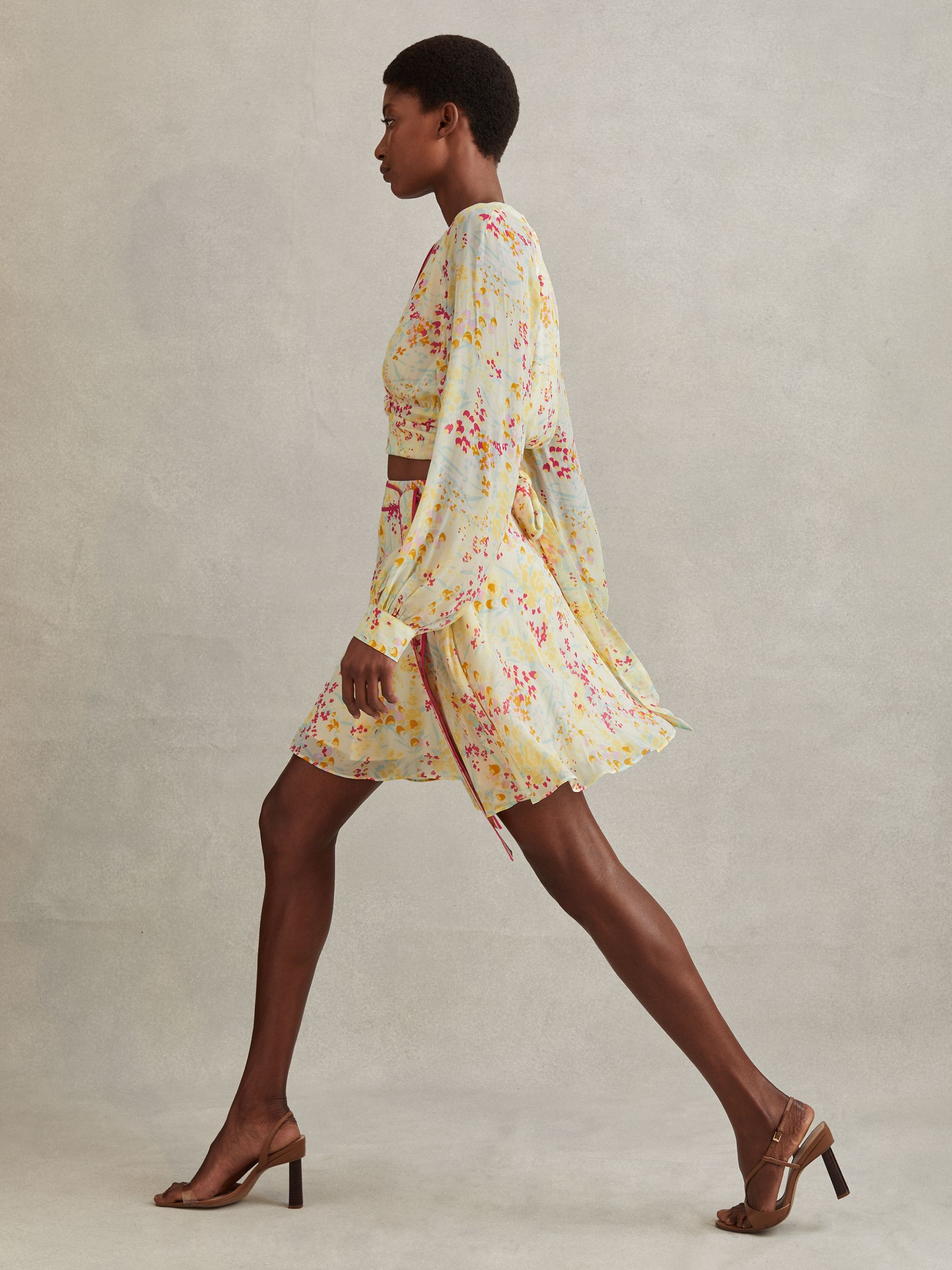 Floral Print Tie Waist Mini Skirt in Pink/Yellow