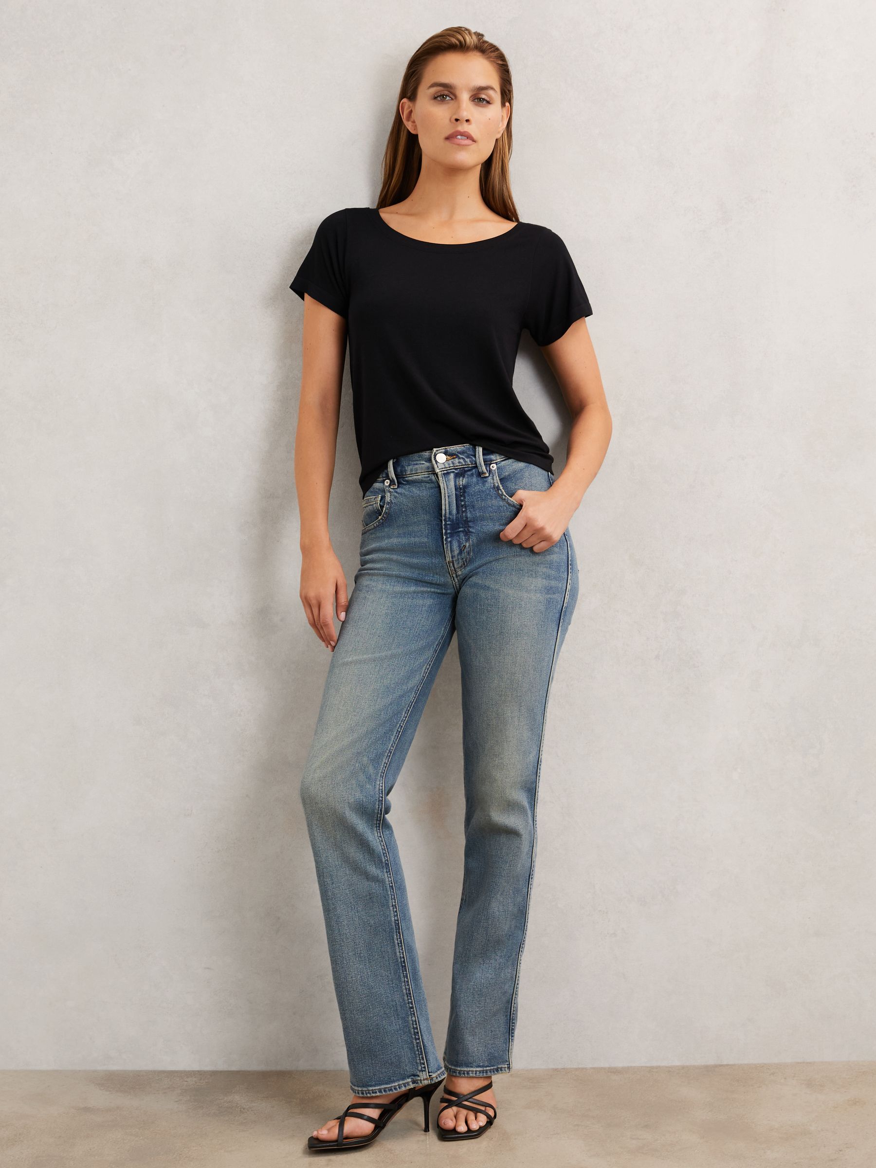 Short Sleeve T-Shirt in Black