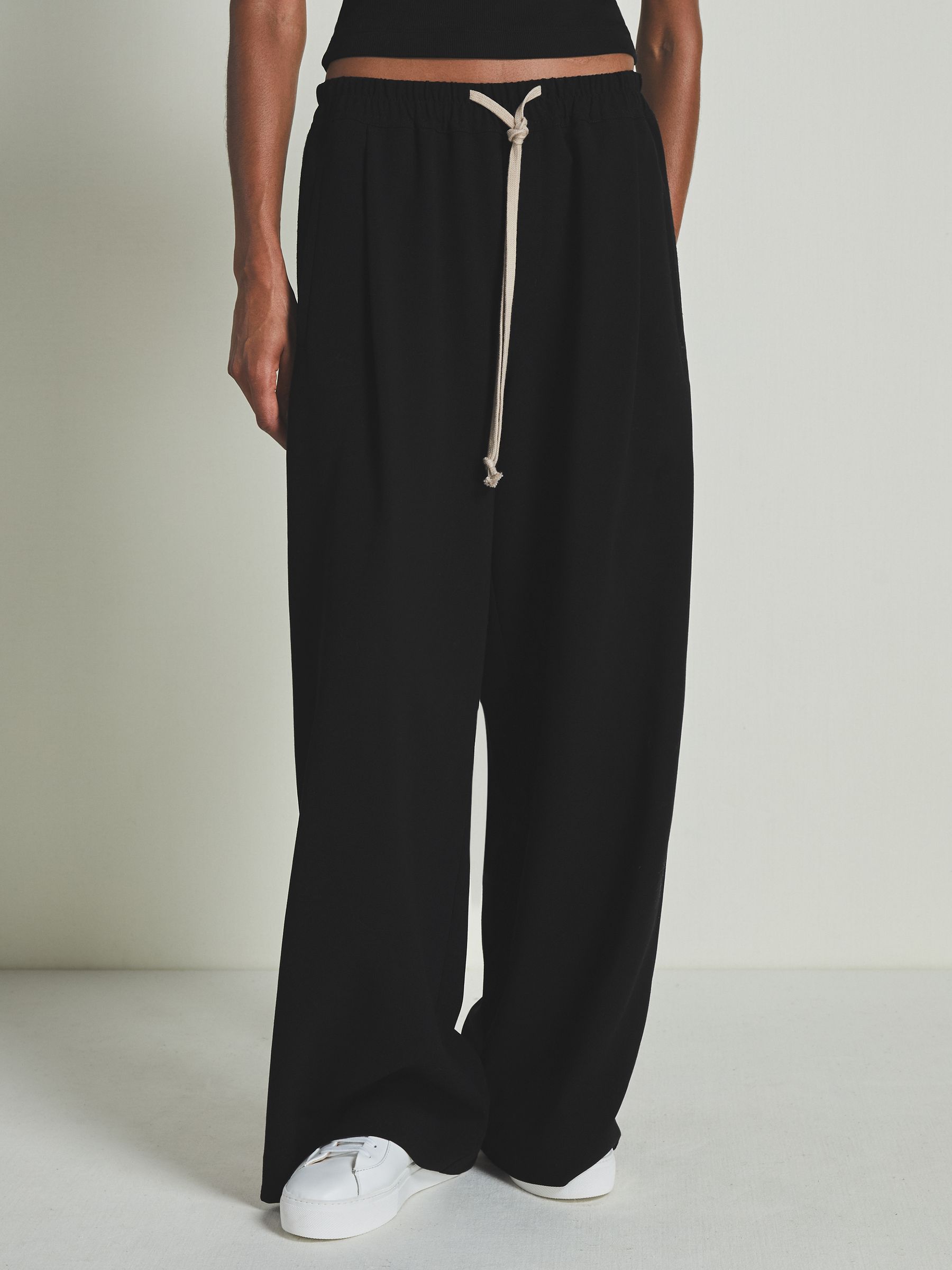 Reiss | Les 100 Ciels Twill Trousers with Wool in Black