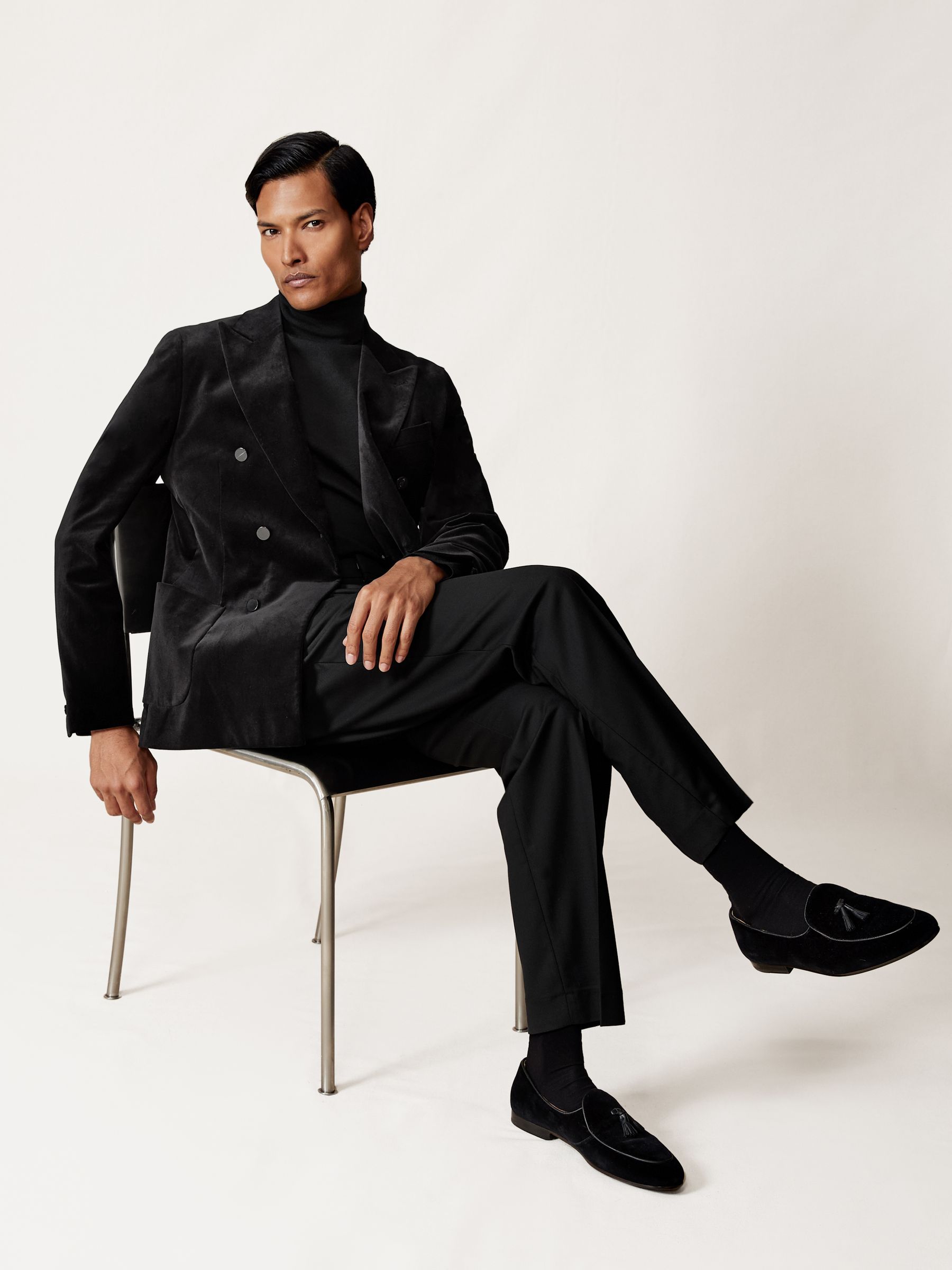 Double-Breasted Velvet Blazer Regular-Fit in Black