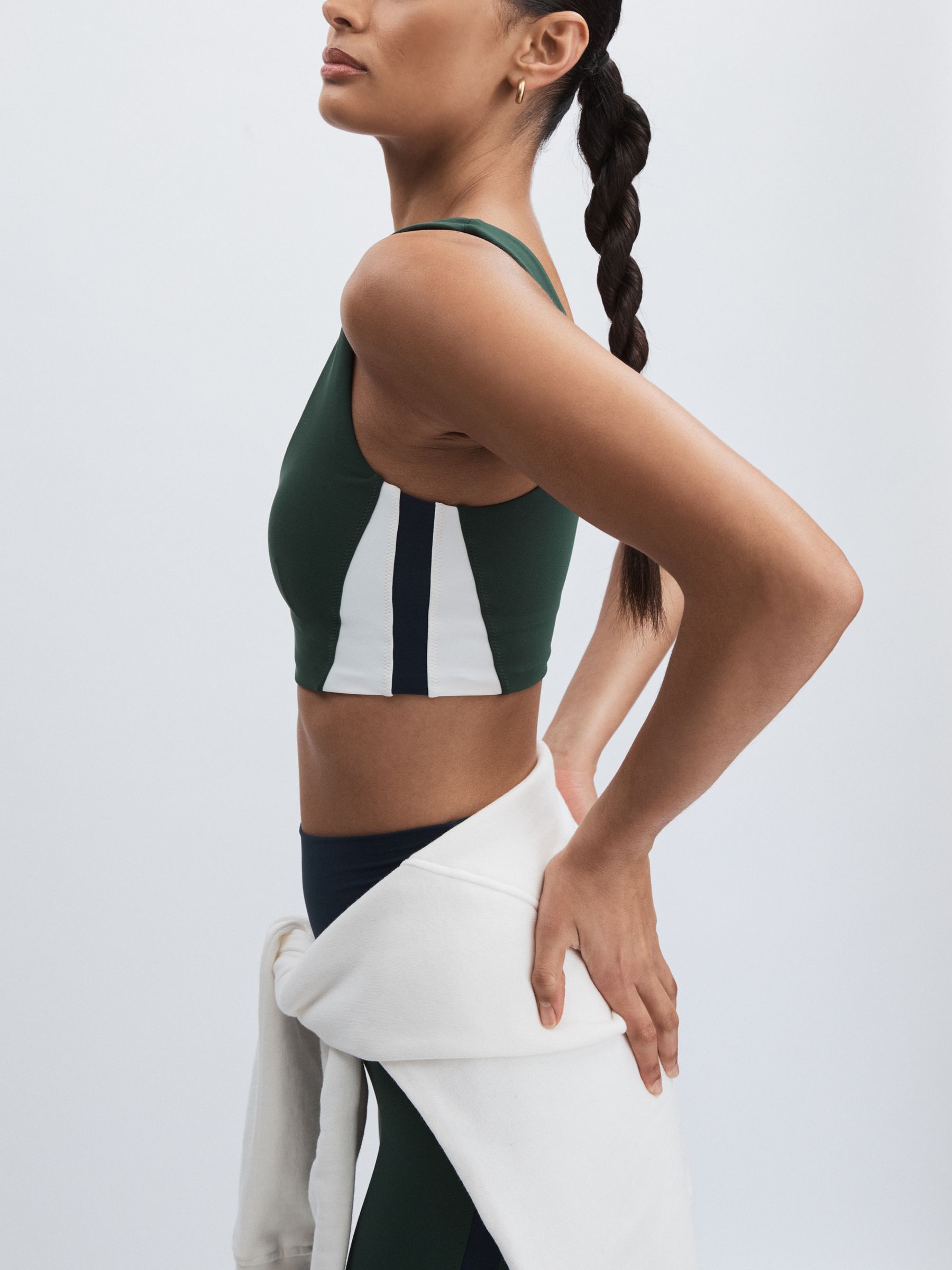 V-Neck Sports Bra in Green