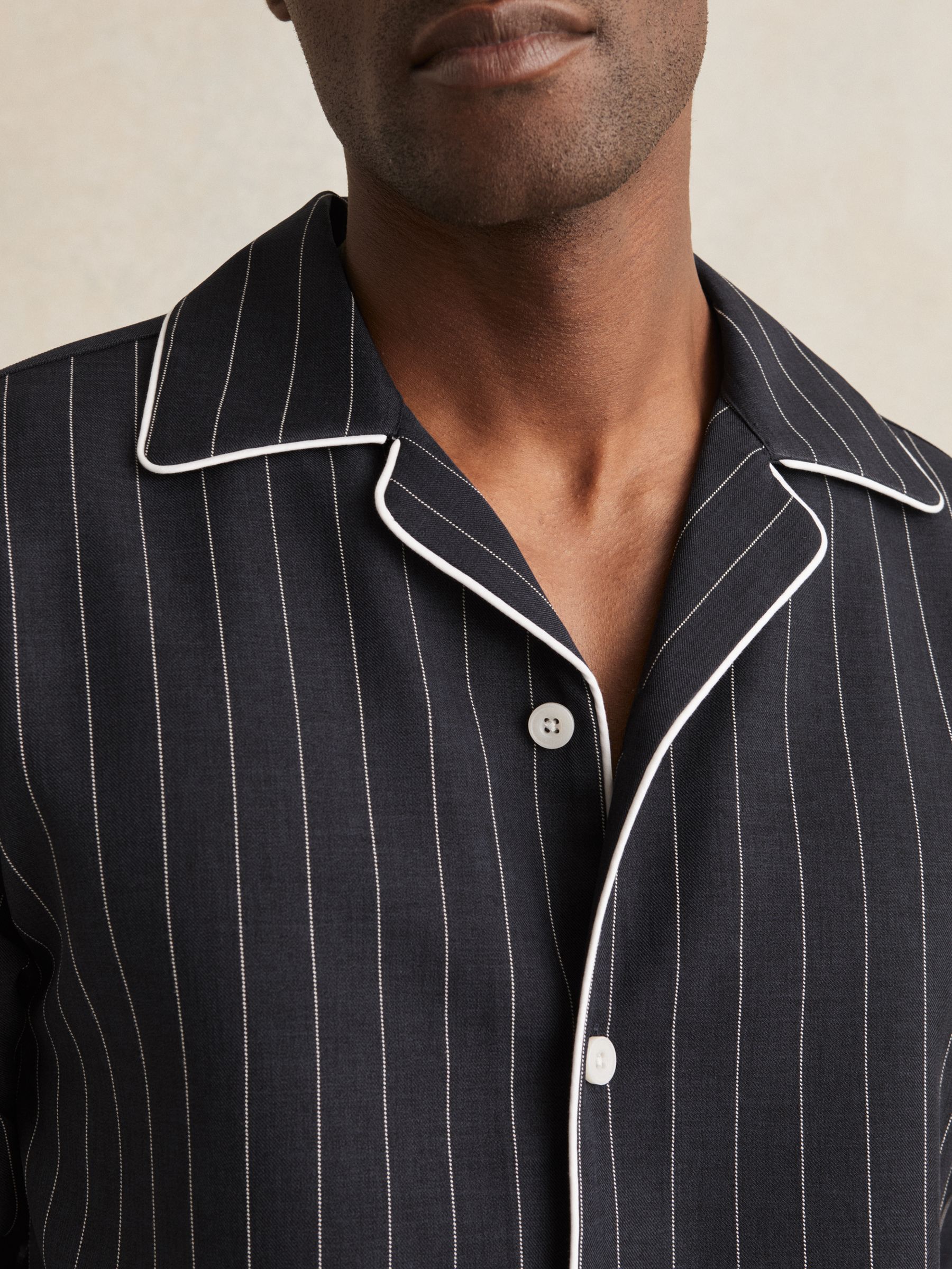 Pinstripe Cuban-Collar Piped Shirt in Navy/White